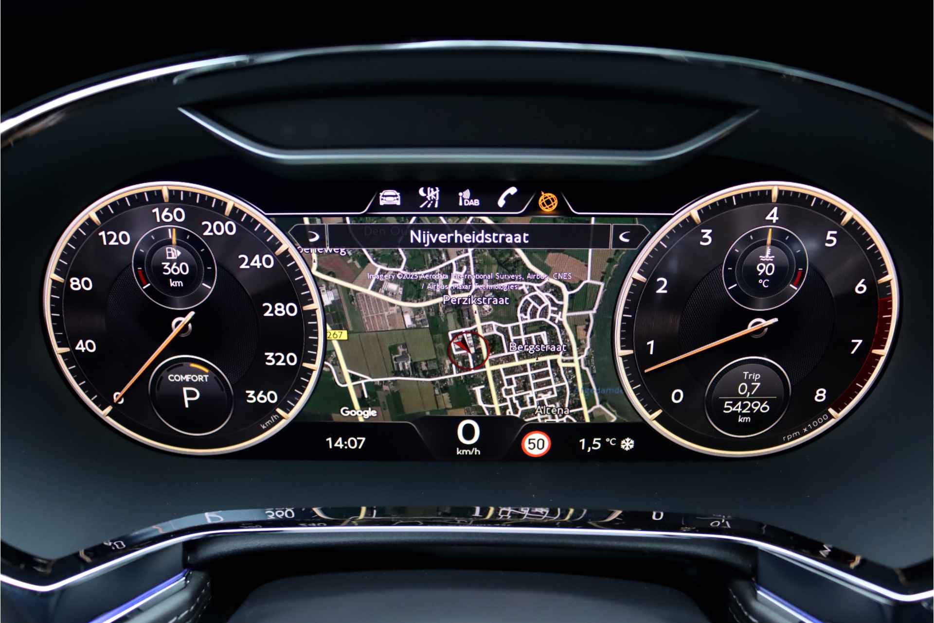 Bentley Flying Spur 6.0 W12 S First Edition Aut8, Luchtvering, Achterasbesturing, Rotating Display, Carbon, Koelbox, Schuif-/kanteldak, Stoelverwarming-/ventilatie V+A, Massage, Memory, Surround Camera, Adaptive Cruise Control, Bang&Olufsen, - 35/58