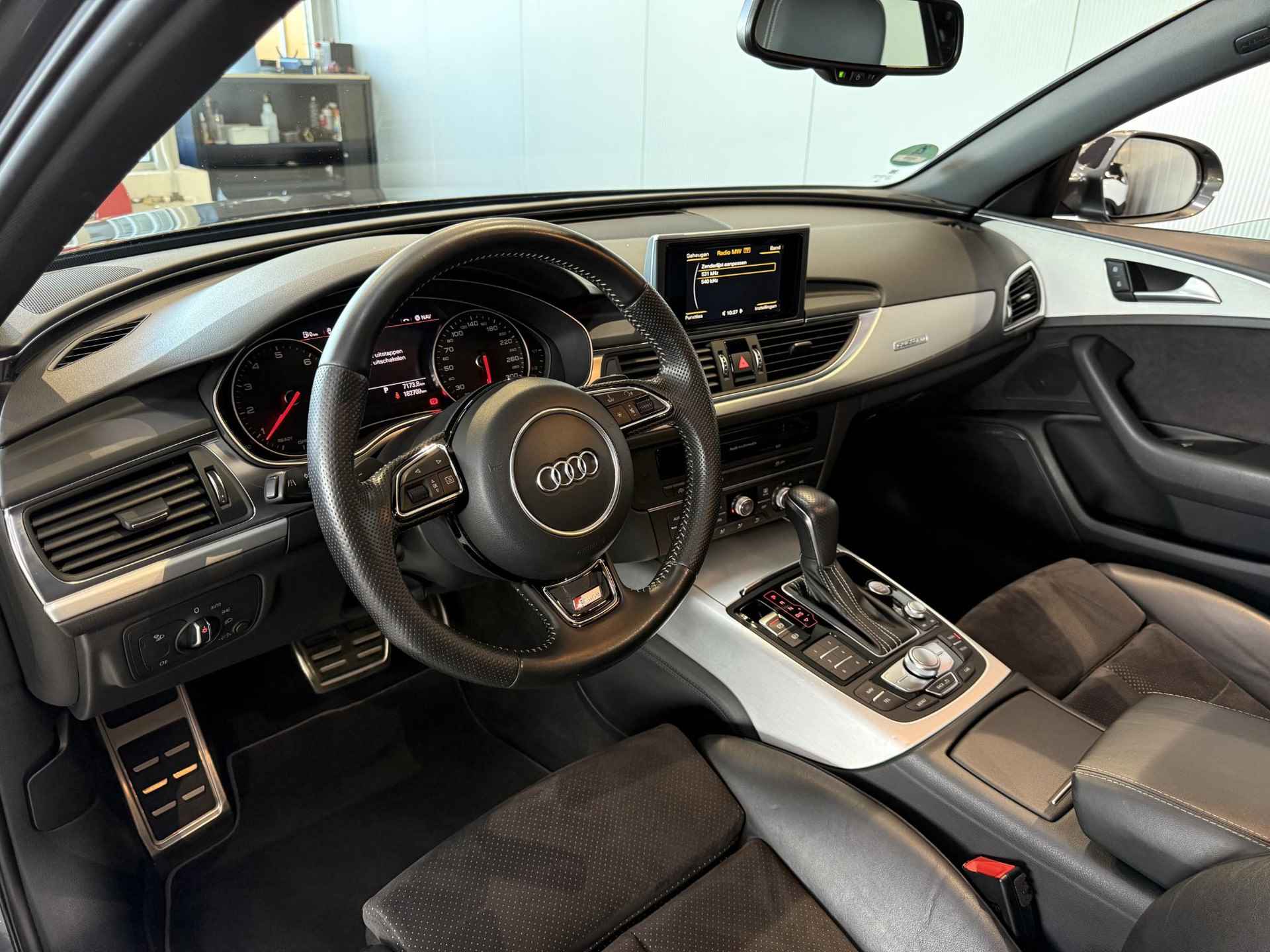 Audi A6 Avant 3.0 TFSI quattro Premium Edition S-line | Panoramadak | - 8/32