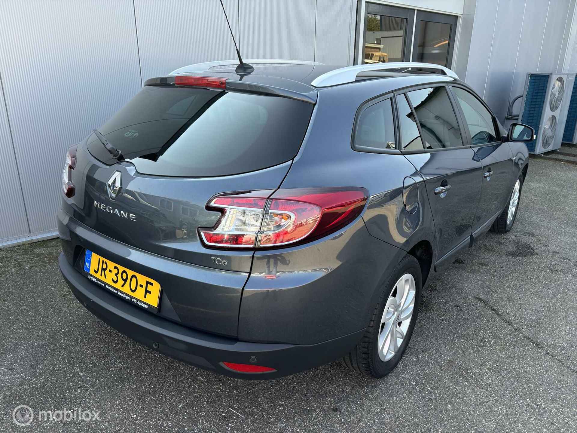 Renault Mégane Estate 1.2 TCe Limited - 23/30