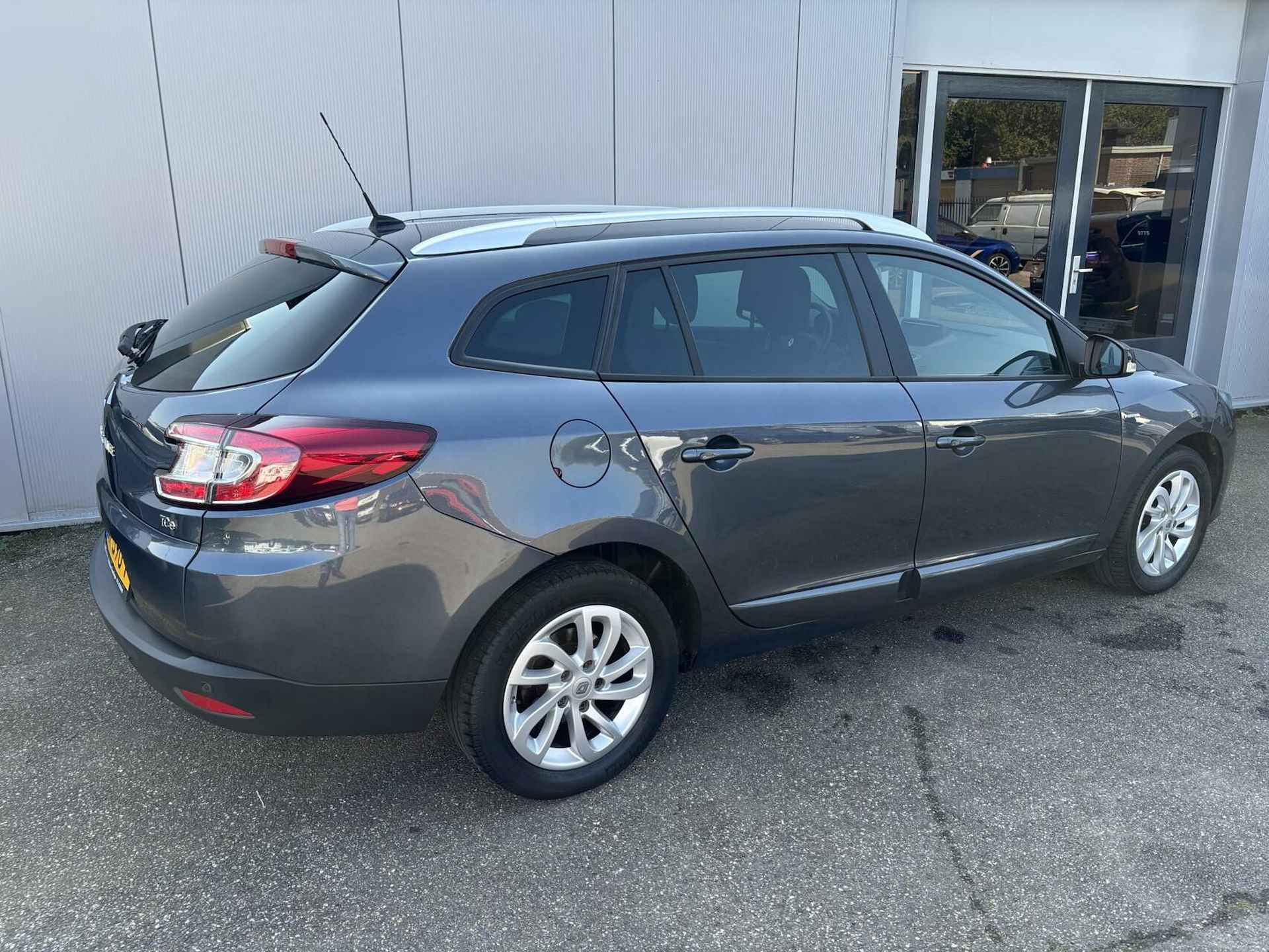 Renault Mégane Estate 1.2 TCe Limited | NAVI | LM-Velgen | Climate Control - 22/30