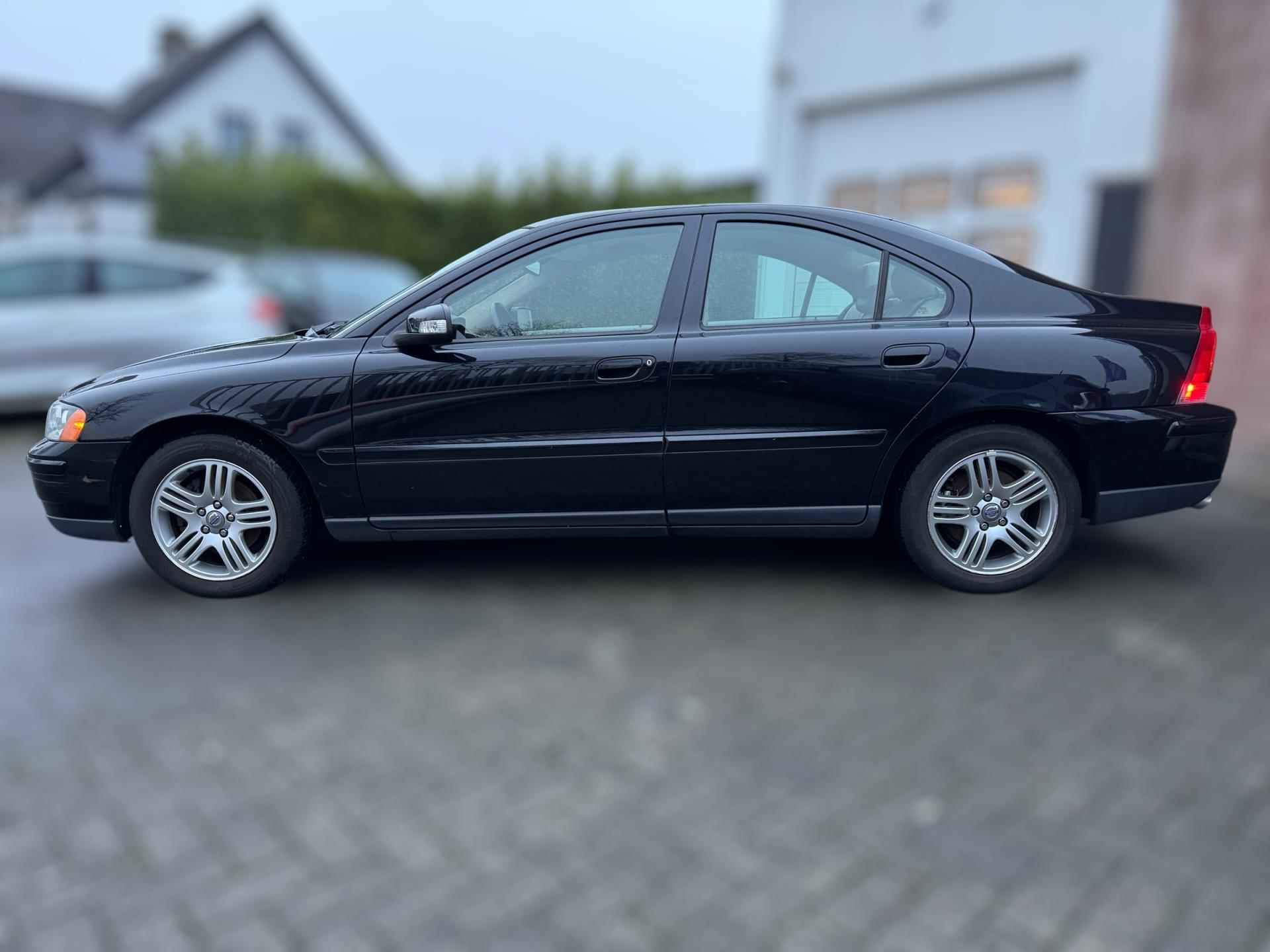 Volvo S60 2.4 Edition II TREKHAAK / NET NIEUWE APK 23-12-2025 - 4/24