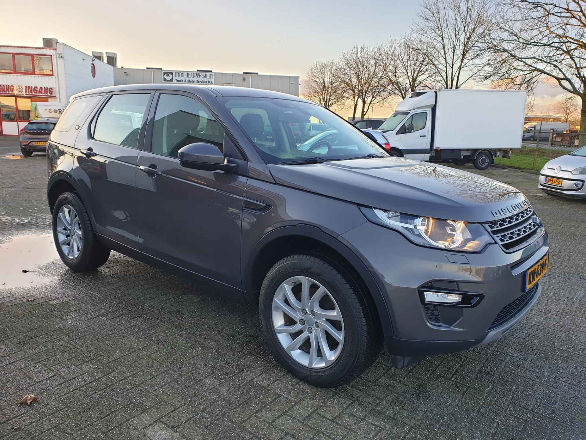 Land Rover Discovery Sport 2.0 TD4 SE - 2/14