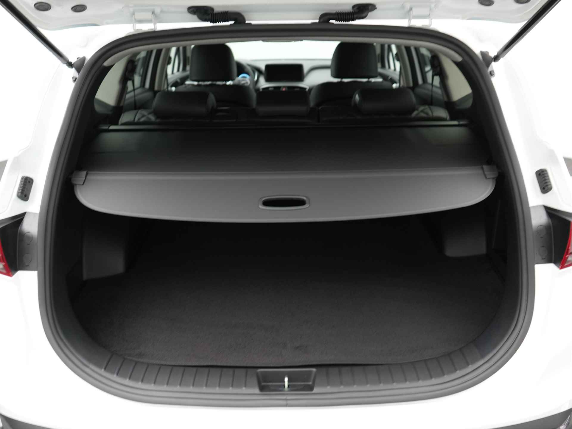 Hyundai Santa Fe 1.6 T-GDI PHEV Comfort Smart Plug-In Hybride Automaat met Lederen bekleding, Navigatie en Camera Uit voorraad leverbaar! - 16/47