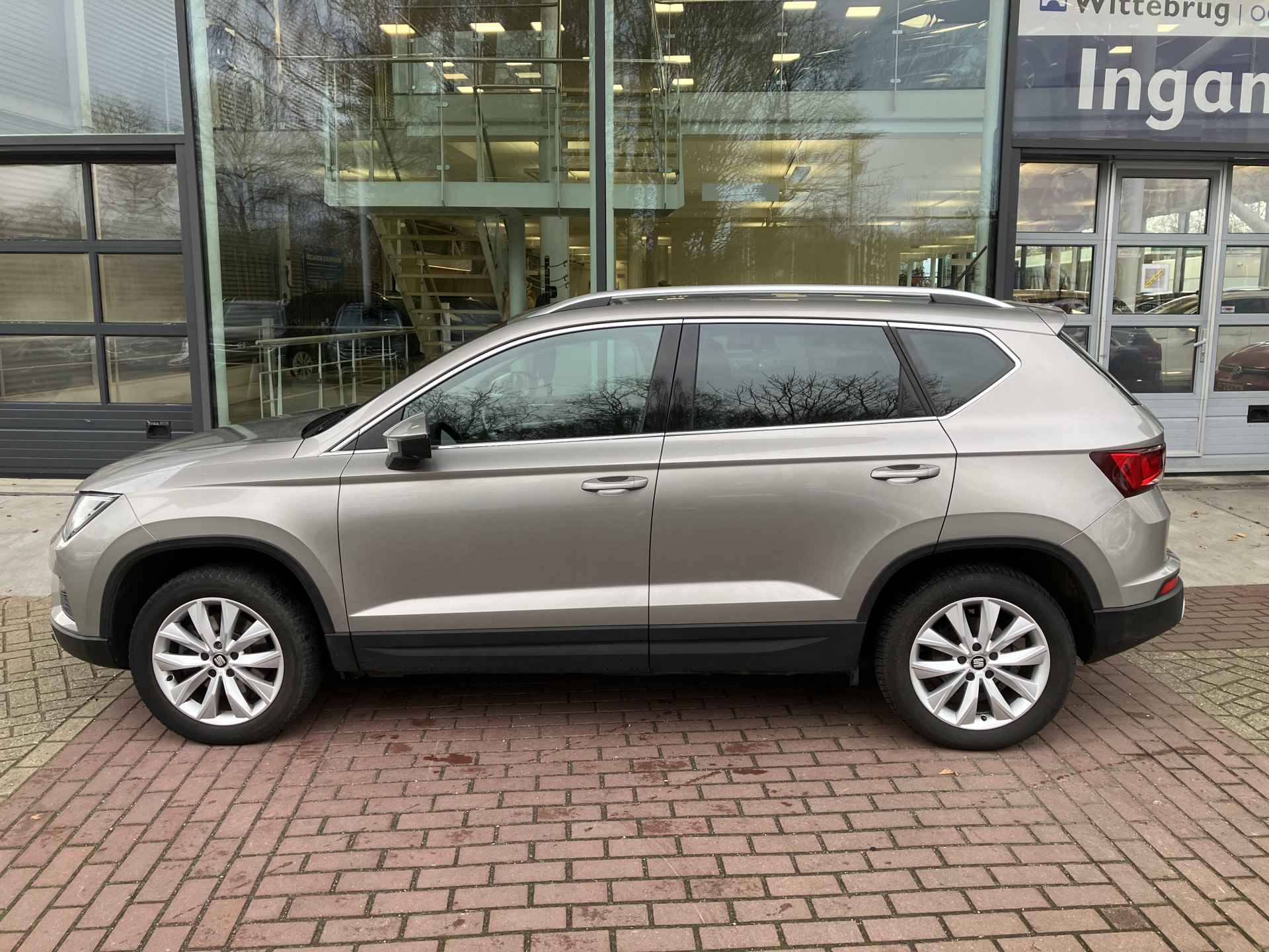 SEAT Ateca 1.4 EcoTSI Xcellence DSG / Alcantara / achteruitrijcamera / Full Led / 12 maanden Garantie! - 9/24