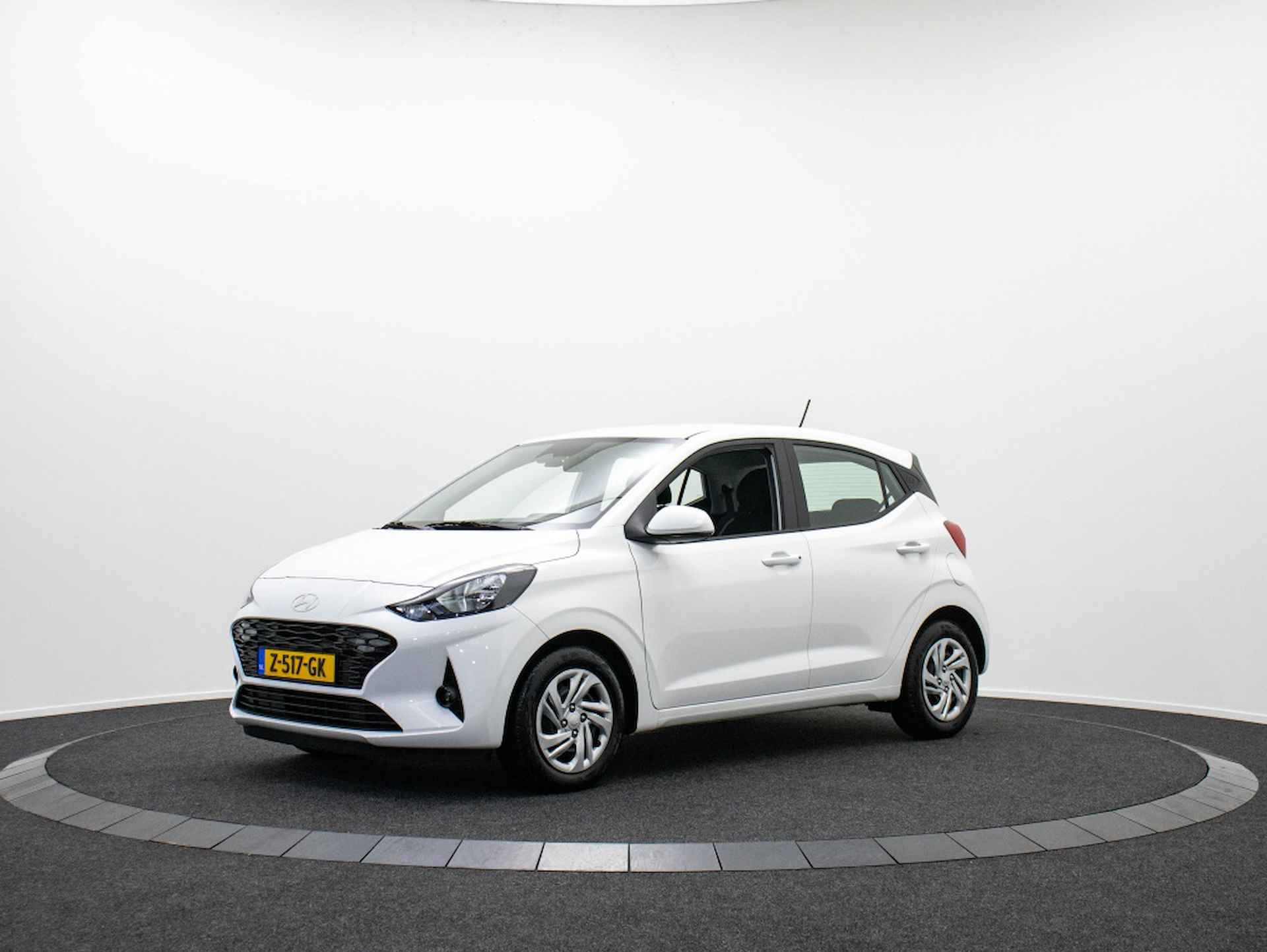 Hyundai i10 1.0 Comfort Smart | Private lease 309 p.m. | Navigatie - 12/41