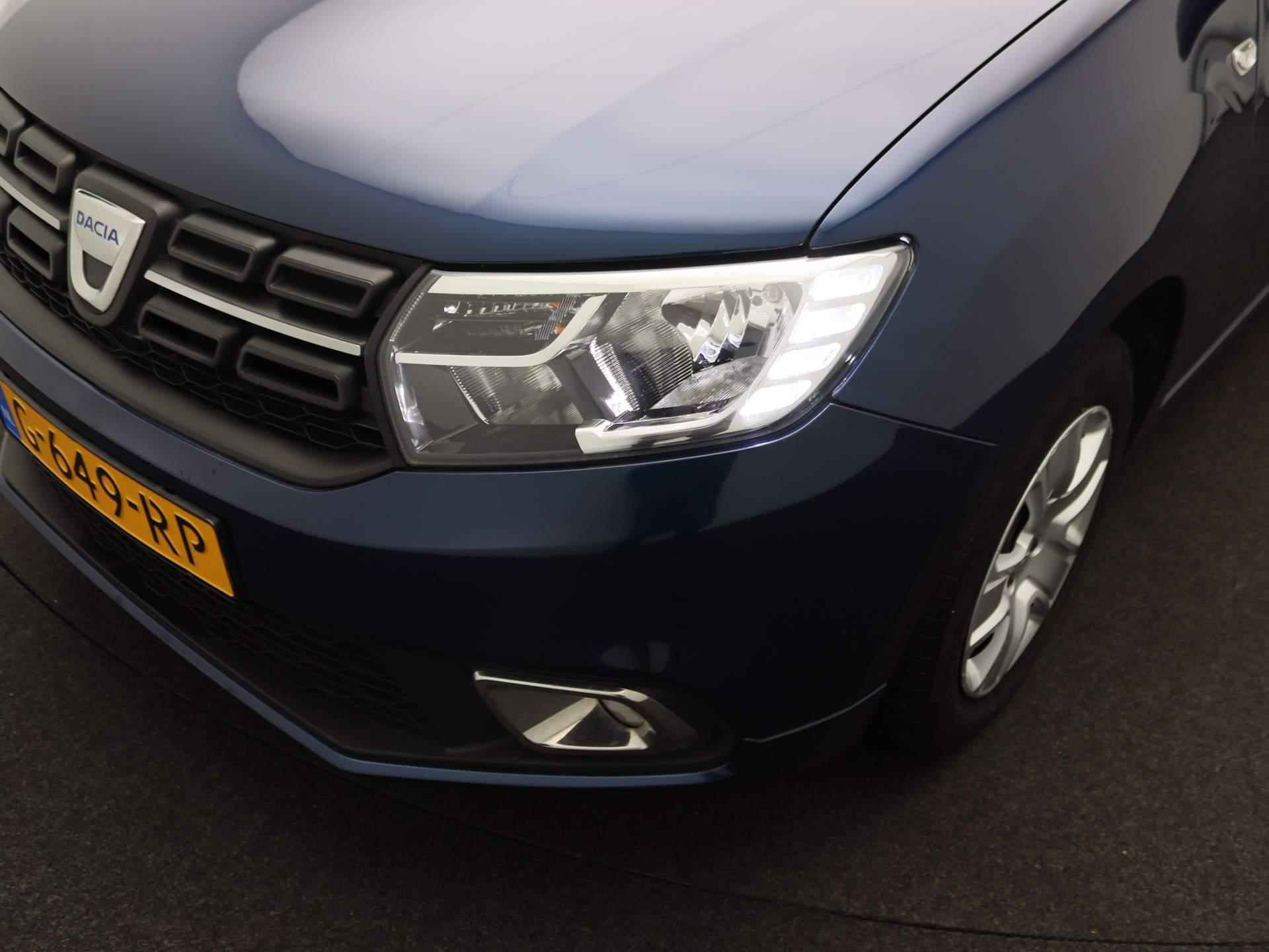 Dacia Sandero SCe 70 Lauréate | Airco | Cruise Control met snelheidsbegrenzer | Middenarmsteun vóór | Met leder bekleed stuurwiel | - 14/24