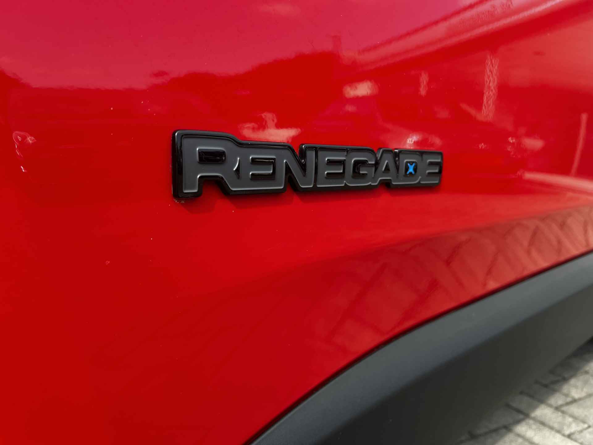 Jeep Renegade 4xe 240 Plug-in Hybrid Electric S vb - 11/32