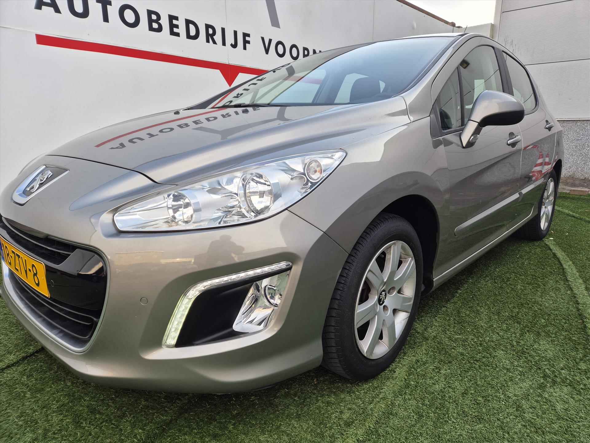 PEUGEOT 308 1.6 VTi 120PK 5D Active - 2/32