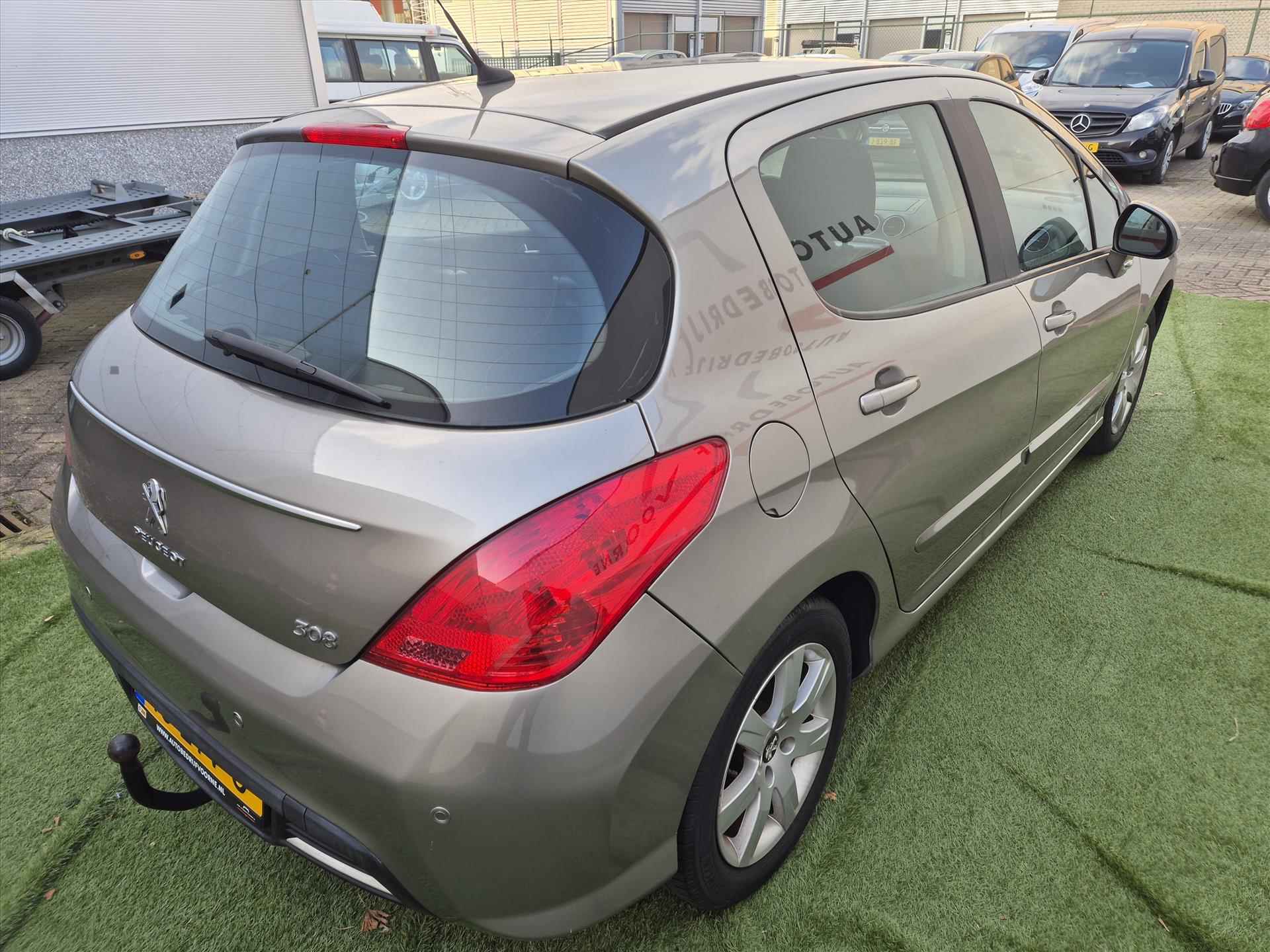 PEUGEOT 308 1.6 VTi 120PK 5D Active - 26/32