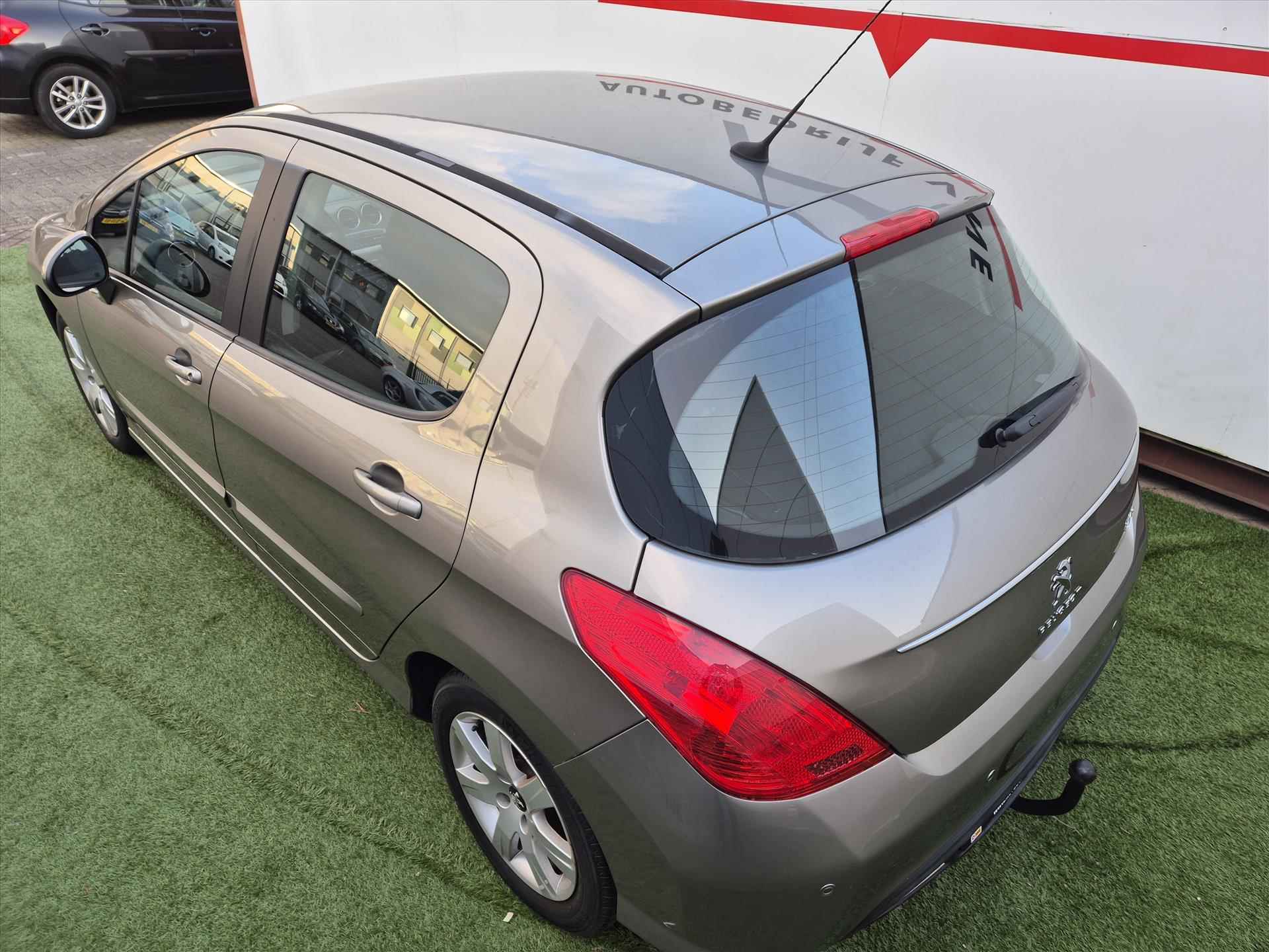 PEUGEOT 308 1.6 VTi 120PK 5D Active - 31/32