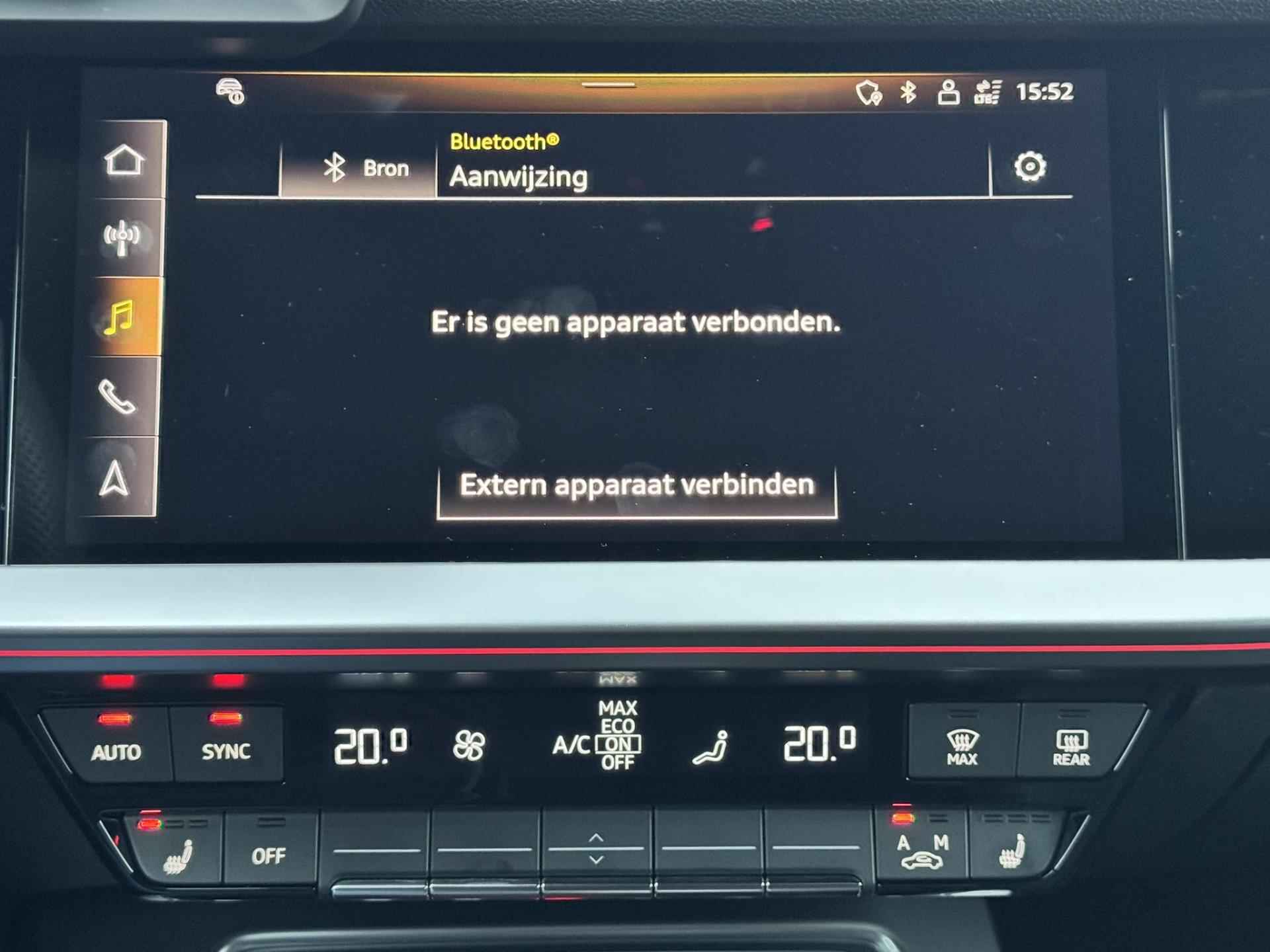 Audi A3 Limousine 30 TFSI S edition mild Hybrid Volleder Stoelverwarming adaptieve Cruise control Apple/Android Carplay Navigatie - 46/55