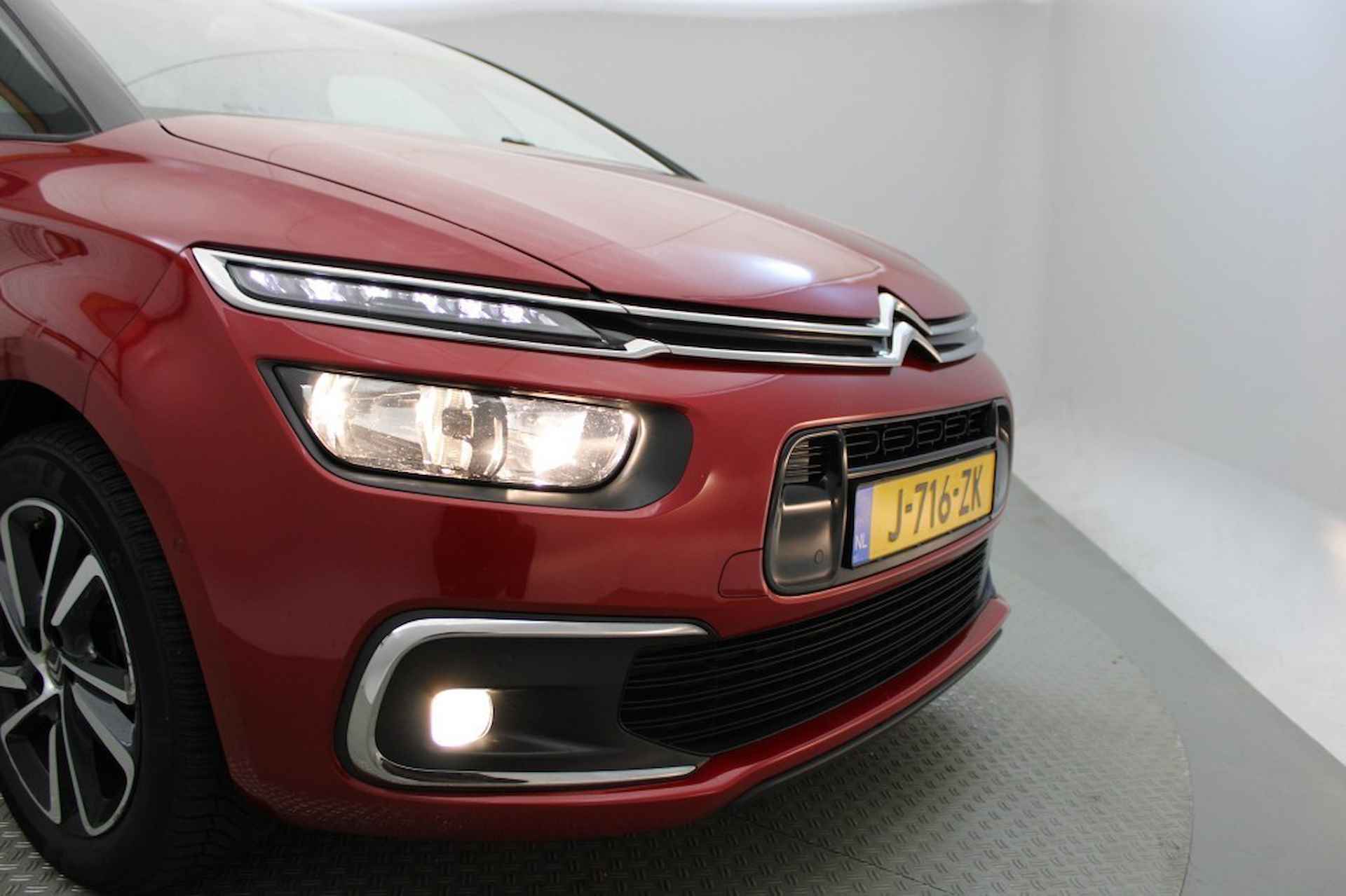 CITROEN C4 Spacetourer 1.2 PureTech Business Automaat - 29/32