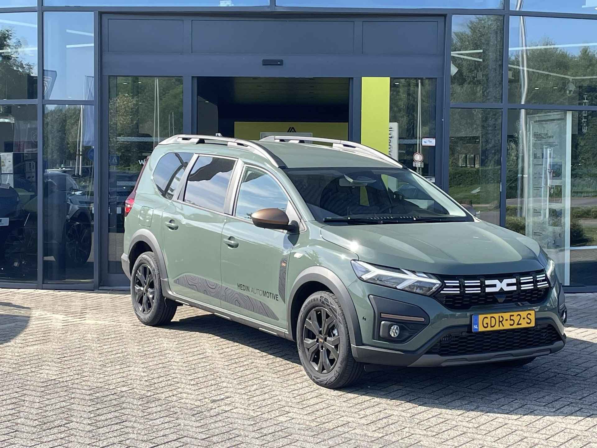 Dacia Jogger 1.0 TCe 110 Extreme 5p. | NAVIGATIE | STOELVERWARMING | DODEHOEK | CAMERA | - 3/24