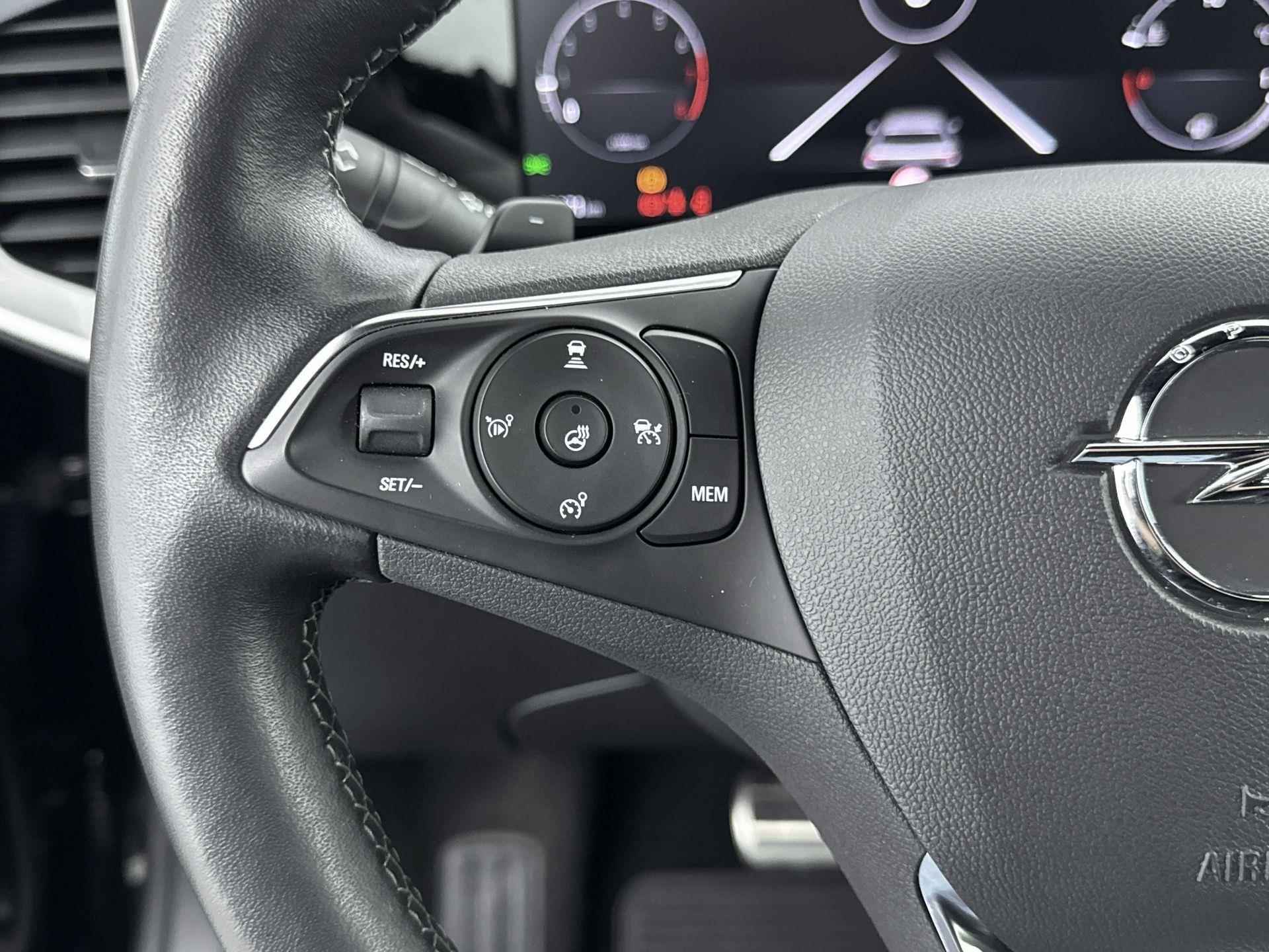 Opel Mokka Ultimate 130pk Automaat | Navigatie | Dodehoek Detectie | Voorstoelen Verwarmd | Alcantara Bekleding | Adaptieve Cruise Control - 24/36