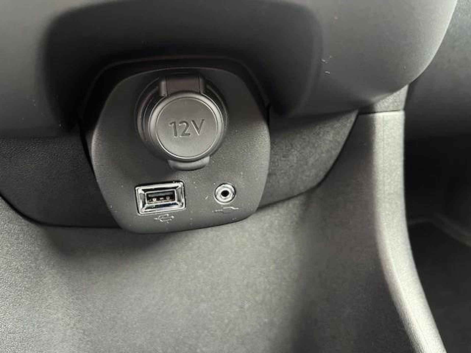 Toyota Aygo 1.0 VVT-i x-play limited navigatie via apps - 8/15