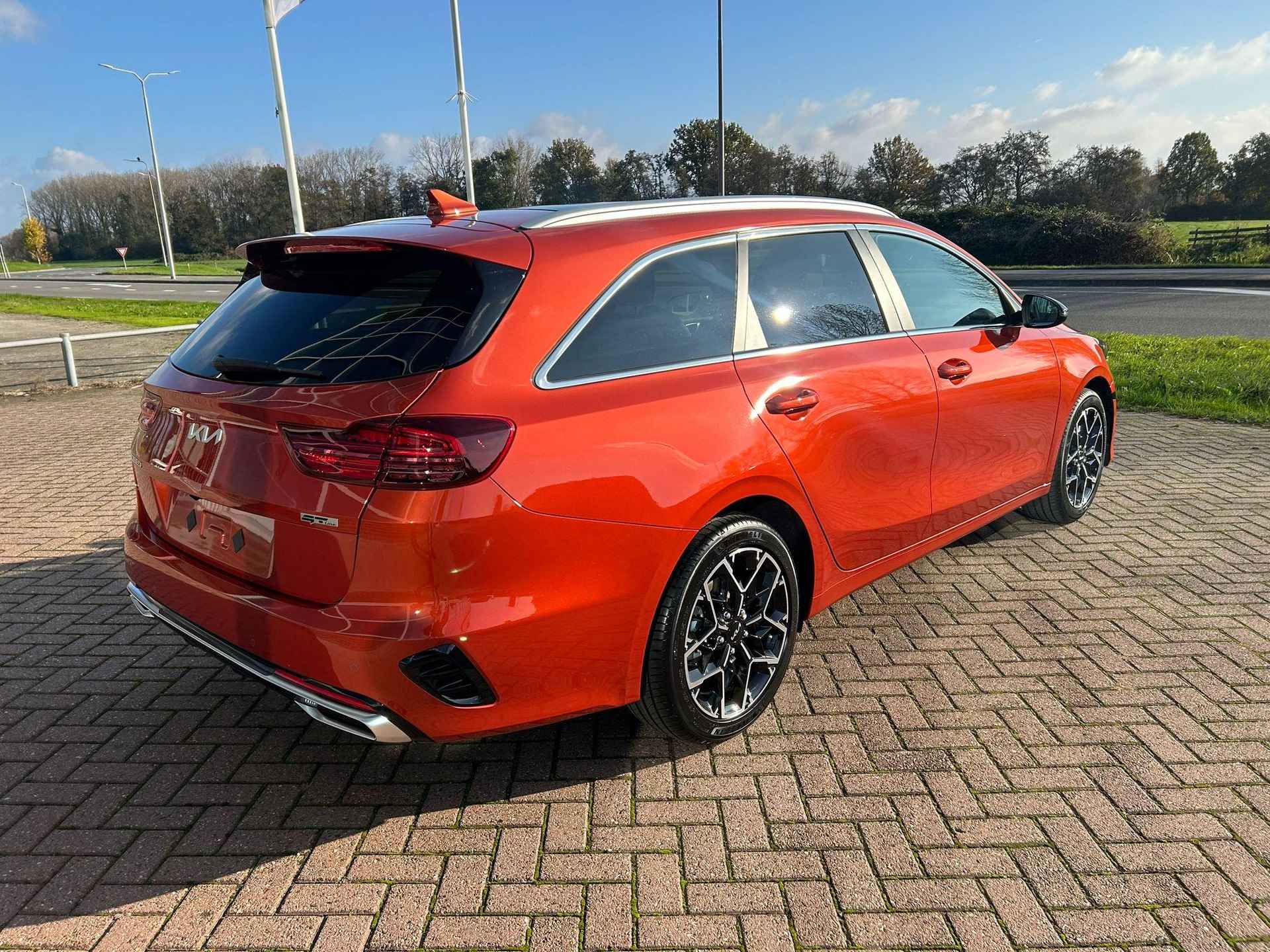 Kia Ceed Sportswagon 1.5 T-GDi GT-Line 2200,- VOORRAADKORTING | AUTOMAAT | 140PK - 3/19