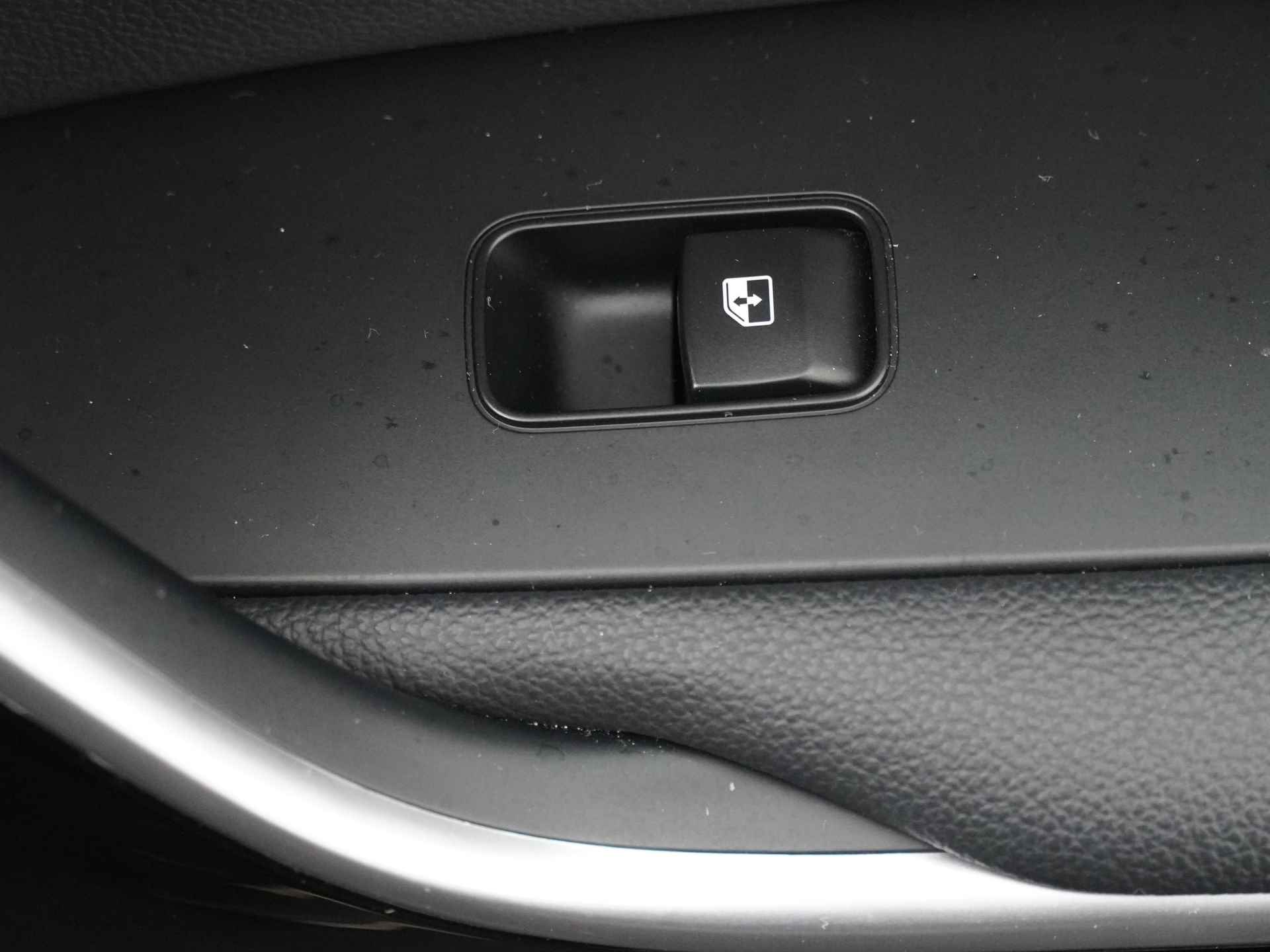 Kia Xceed 1.0 T-GDi DynamicLine - Navigatie - Cruise Control - Apple CarPlay / Android Auto - Trekhaak - Fabrieksgarantie tot 10-2027 - 45/48