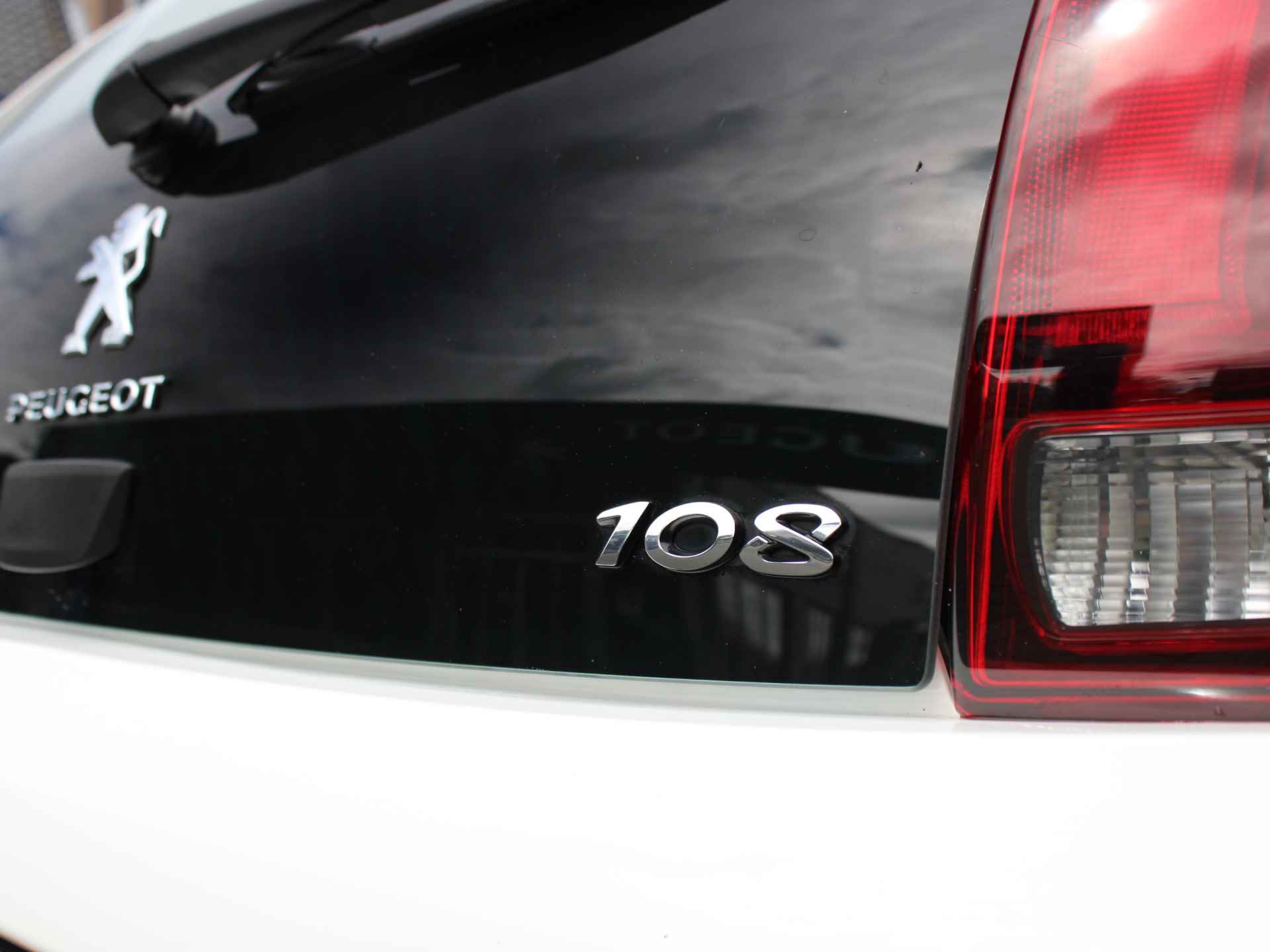 Peugeot 108 1.0 e-VTi 72PK Active 5DRS Airconditioning, Audio, Bluetooth, Elektrische ramen voor - 10/36