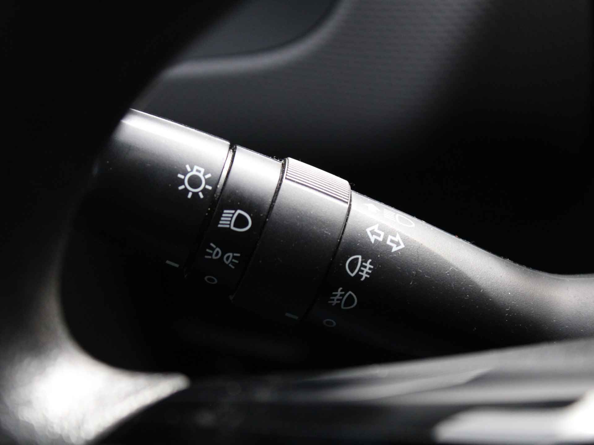 Peugeot 108 1.0 e-VTi 72PK Active 5DRS Airconditioning, Audio, Bluetooth, Elektrische ramen voor - 19/36