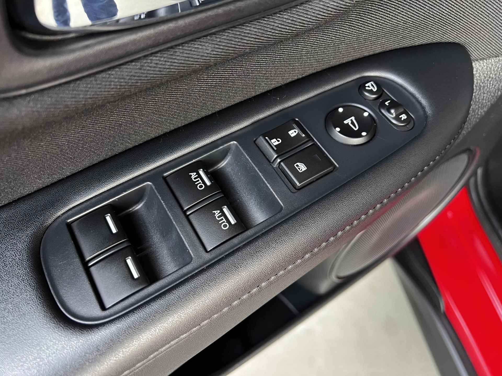 Honda HR-V 1.5 i-VTEC Comfort | Carplay | Cruise | Stoelverwarming | All-in rijklaarprijs - 39/40