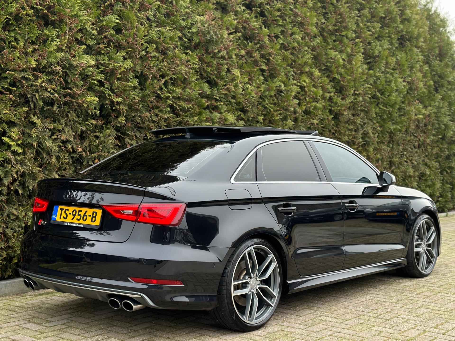 Audi S3 Limousine 2.0 TFSI Quattro B&O Panorama ACC - 7/24