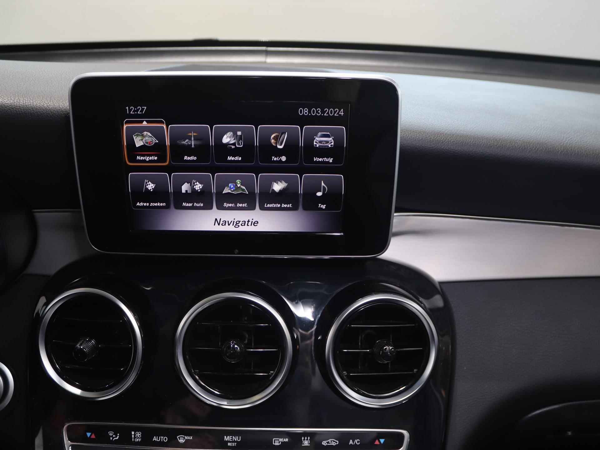 Mercedes-Benz GLC-klasse 350e 4MATIC Premium | Panoramadak | Trekhaak | Adaptieve cruise control | Led-koplampen | Elektr. achterklep | Navigatie | Parkeerpakket - 19/27
