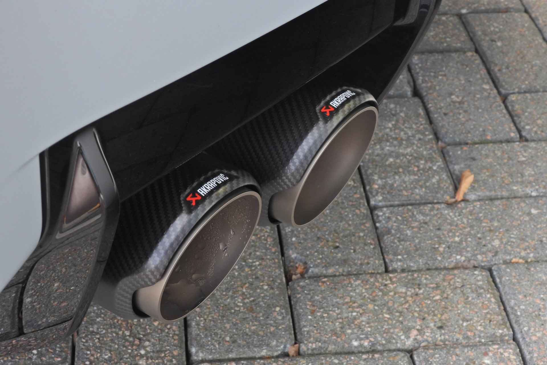 BMW 2 Serie Coupé M2 Automaat / Akrapovic uitlaat systeem (optioneel €7.500,-) / M Drive Professional / M Sportstoelen / Adaptief M Onderstel / Adaptieve LED / M Compound remsysteem Rot - 40/94