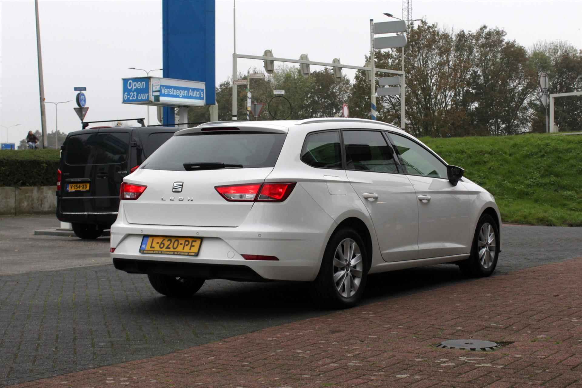 SEAT Leon Sportstourer 1.0 EcoTSI 115PK Style Business Intense | Panoramadak - 8/36