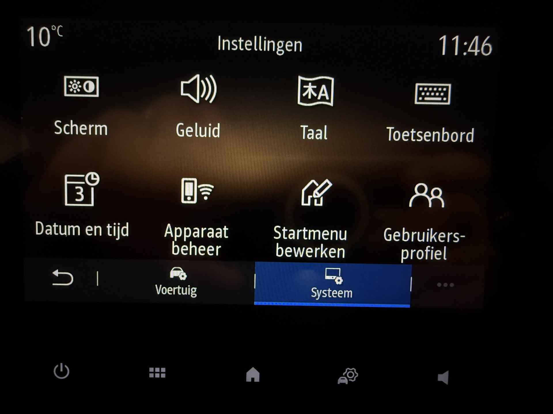 Renault Clio Intens Tce 100 | Apple Carplay/Android Auto | Multisense | tijdelijk gratis Top Afleverpakket twv Eur 695 - 40/47