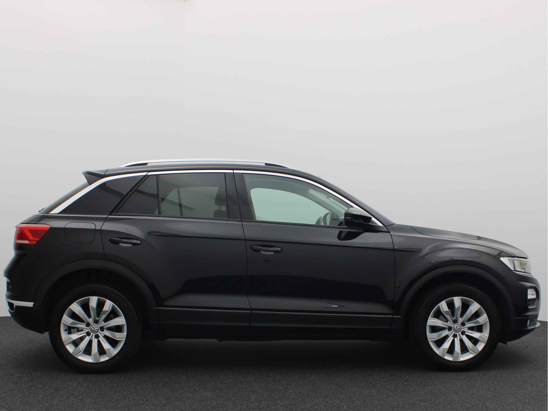 Volkswagen T-Roc 1.0 TSI Style NAVI / CLIMA / PDC / BLUETOOTH / CRUISE / ACC / CARPLAY / NL-AUTO - 19/48