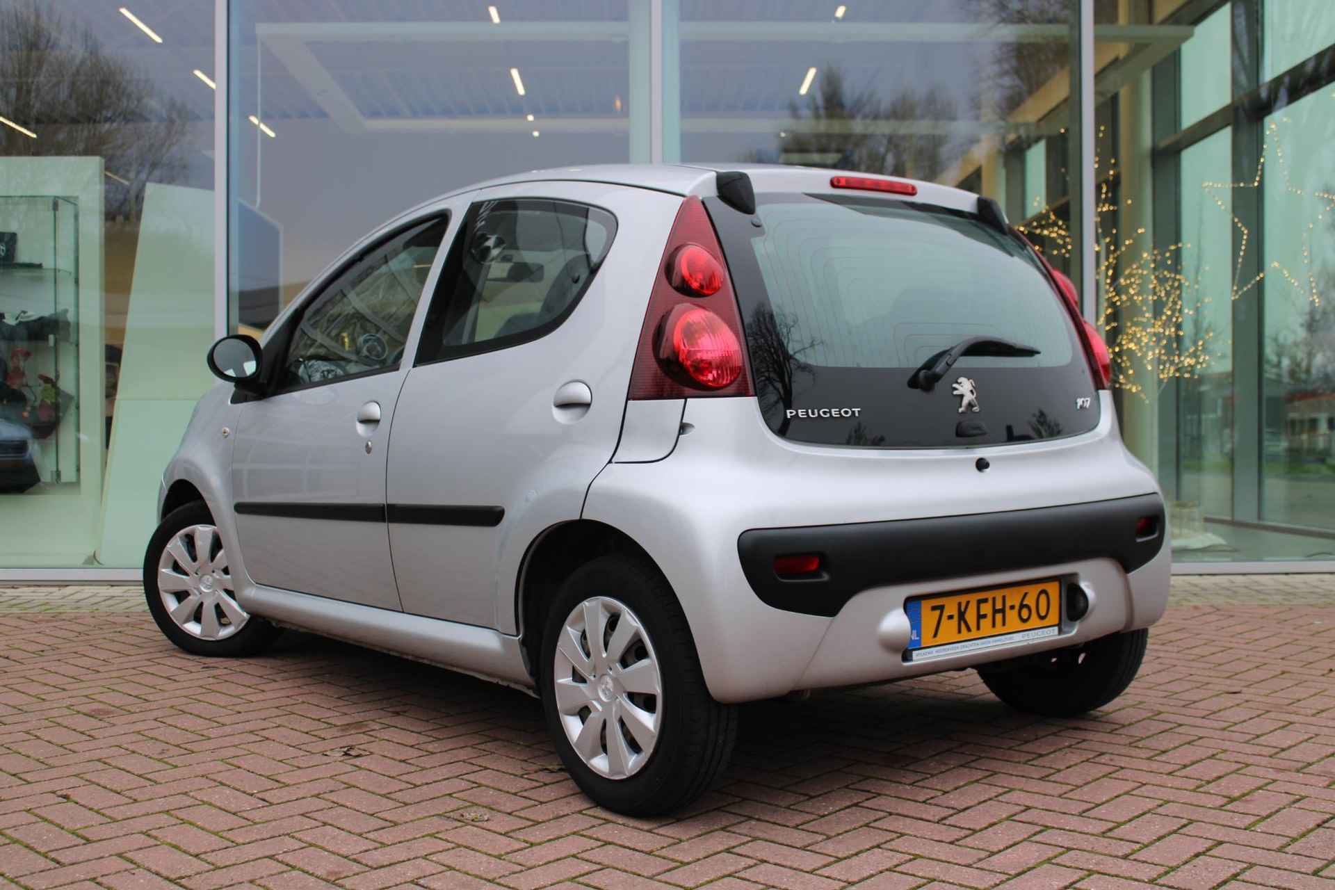 Peugeot 107 1.0 Active - 3/39