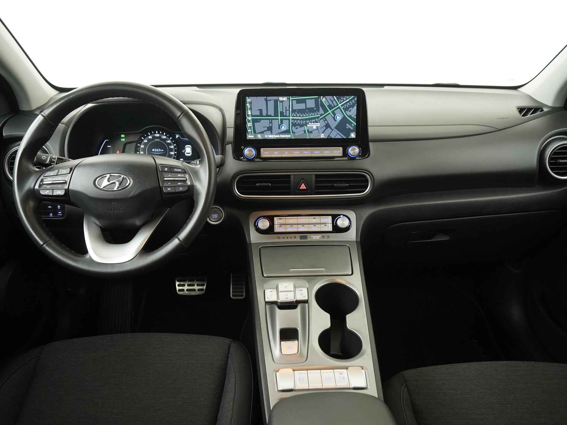 Hyundai KONA EV Comfort 64kWh 21.945,- na subsidie | 3-fase | Navigatie | Zondag Open! - 5/39
