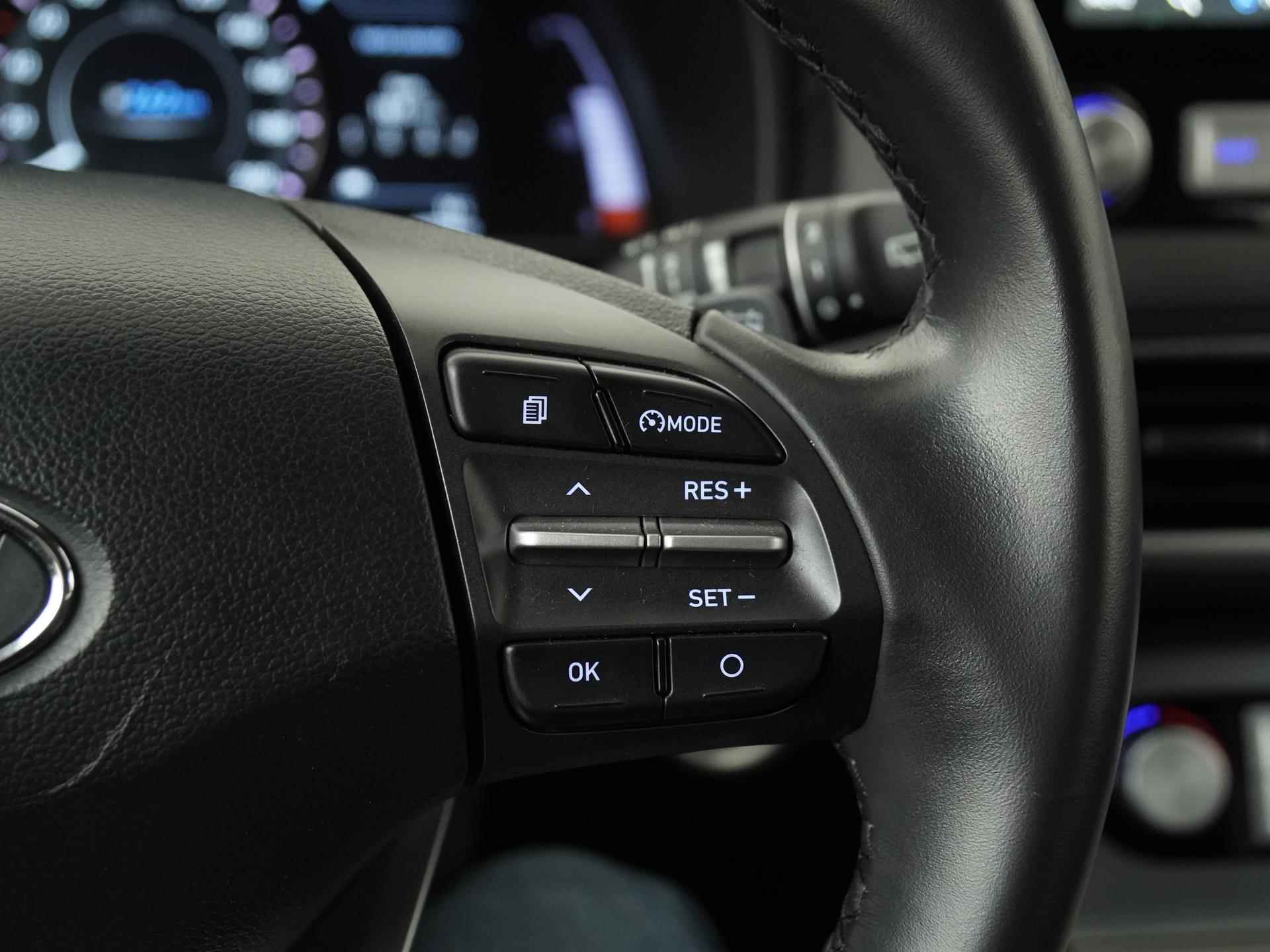 Hyundai KONA EV Comfort 64kWh 21.945,- na subsidie | 3-fase | Navigatie | Zondag Open! - 9/39