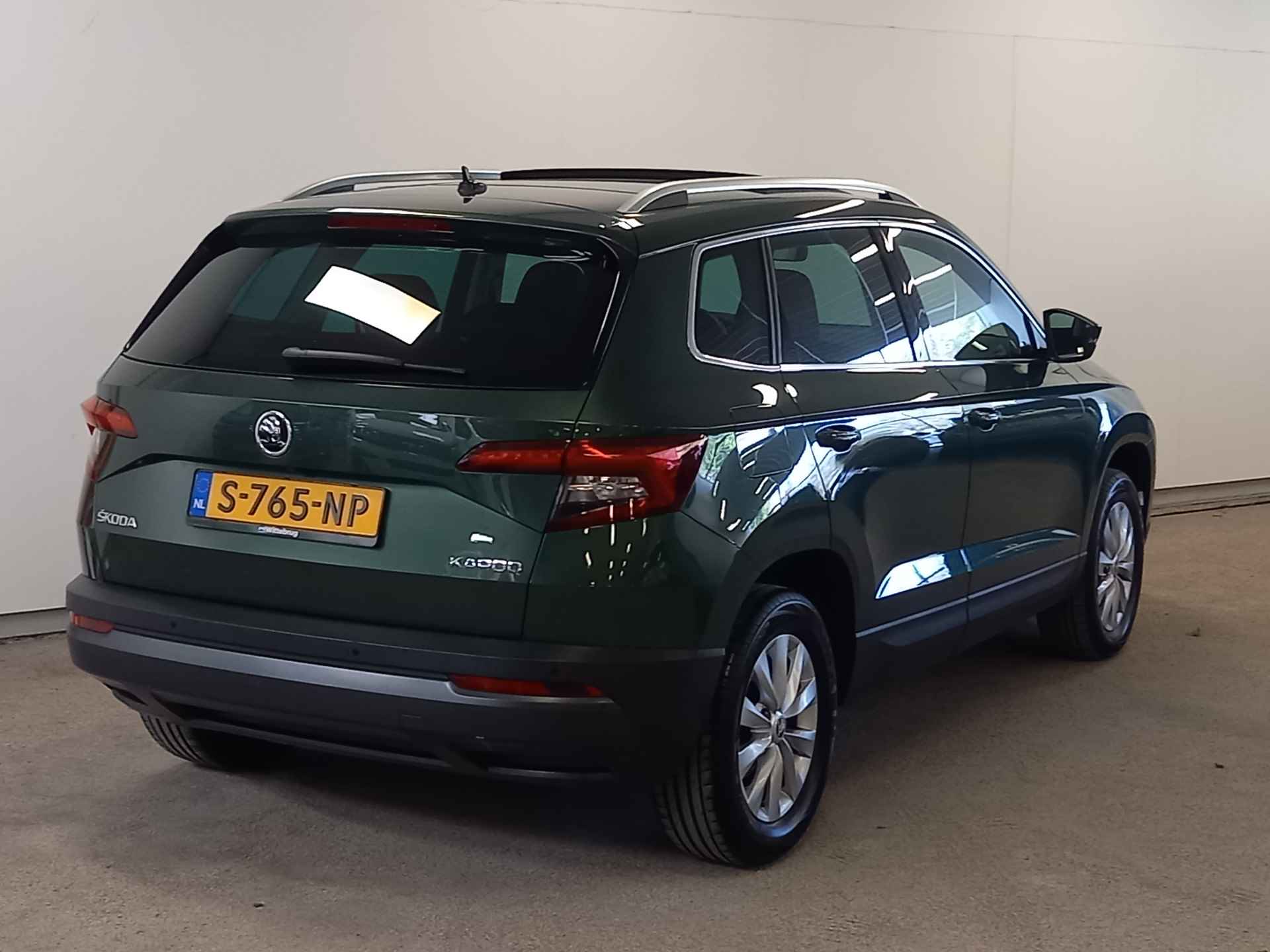 Škoda Karoq 1.5 TSI 150pk ACT Sportline Business met o.a. lederenbekleding en Panoramadak! - 24/43