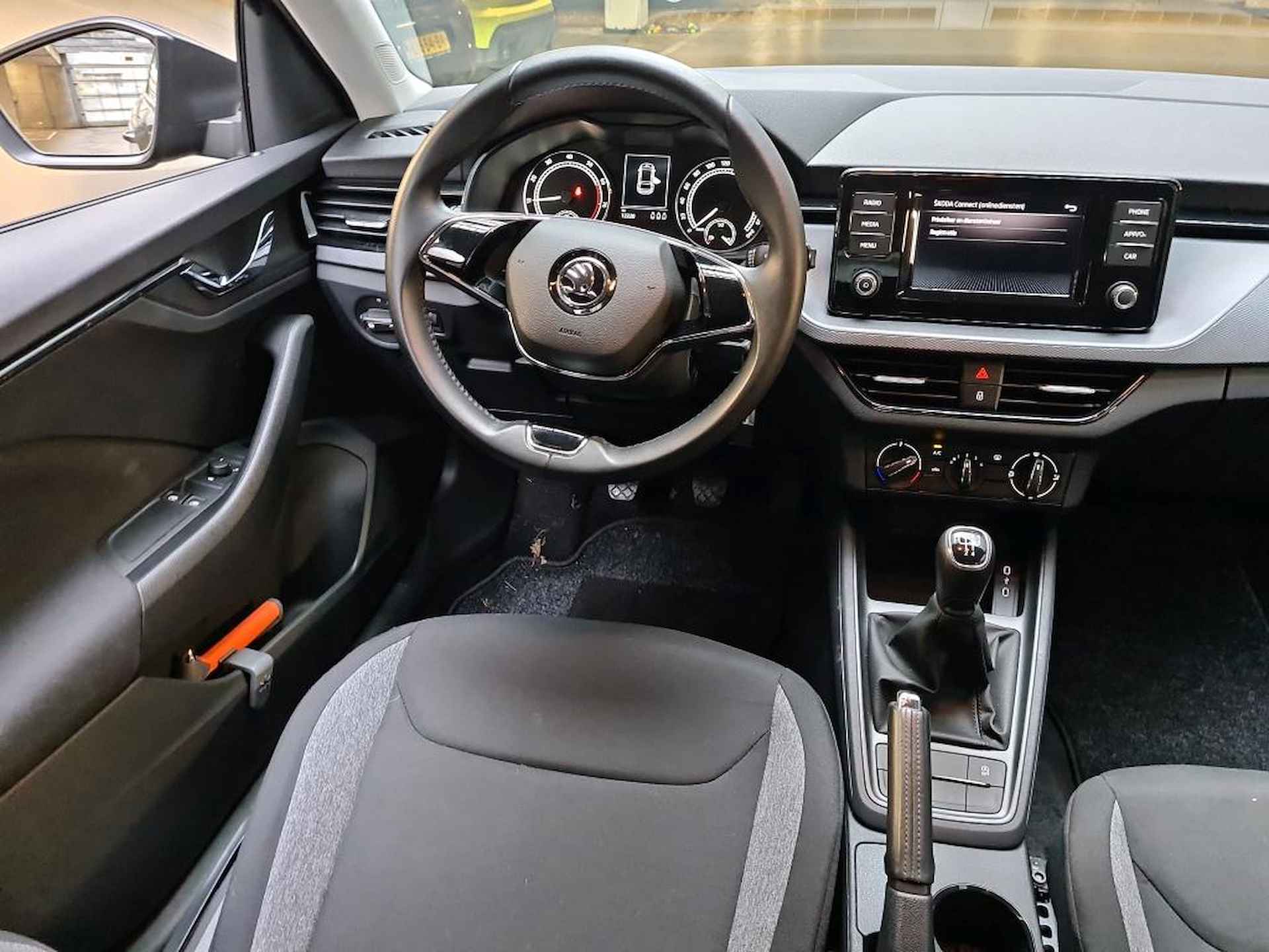 Škoda Scala 1.0 TSI 95pk Active / Airco / App-Connect / Navi By App - 6/15