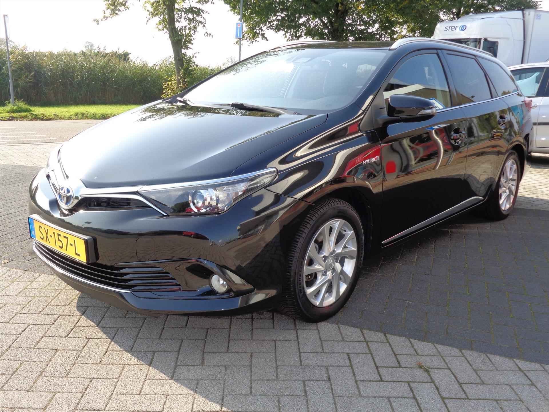 TOYOTA Auris Touring Sports 1.8 Hybrid CVT | TREKHAAK | NAVI | CRUISE CONTROLE - 3/23