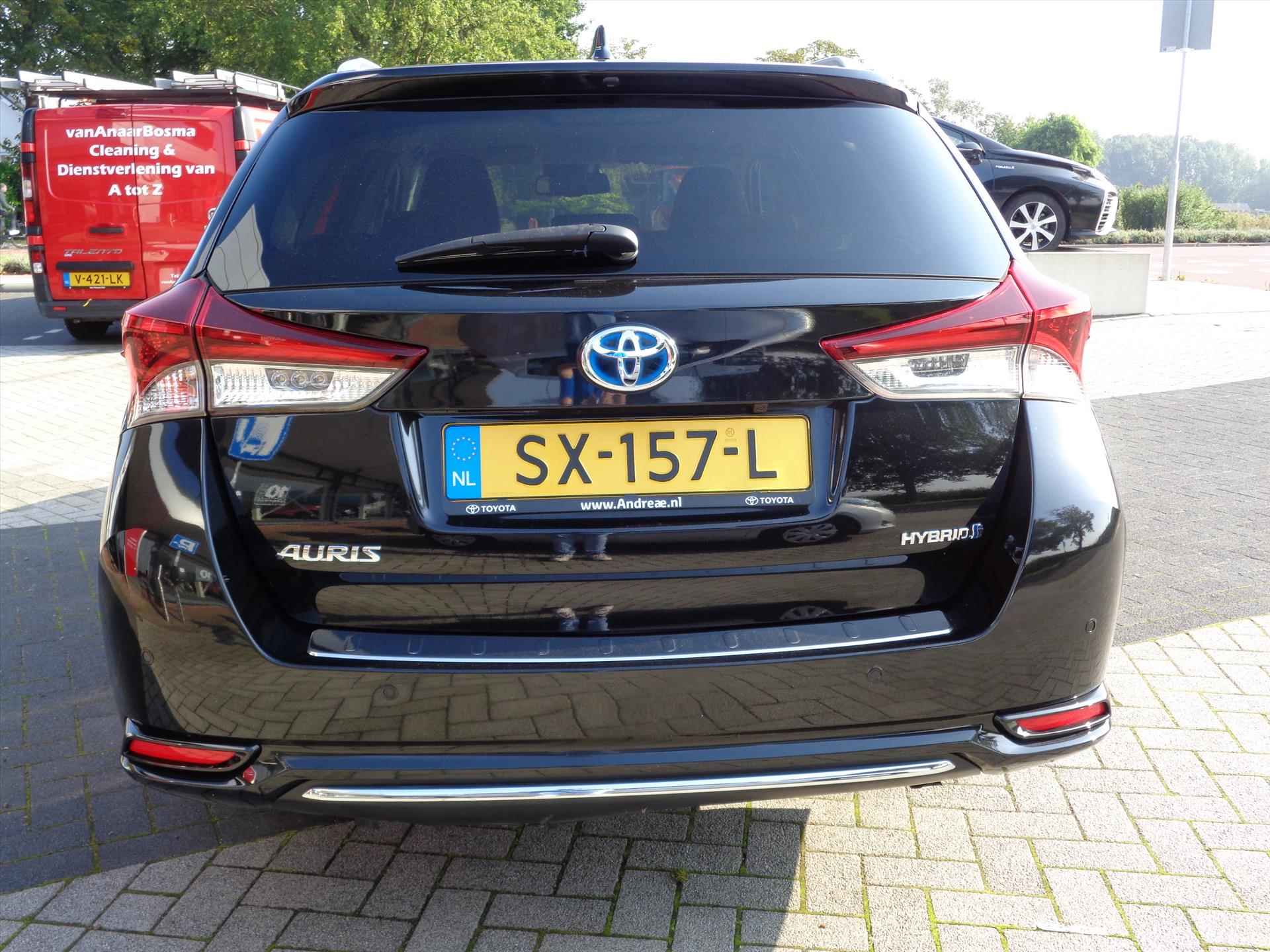 TOYOTA Auris Touring Sports 1.8 Hybrid CVT | TREKHAAK | NAVI | CRUISE CONTROLE - 6/23