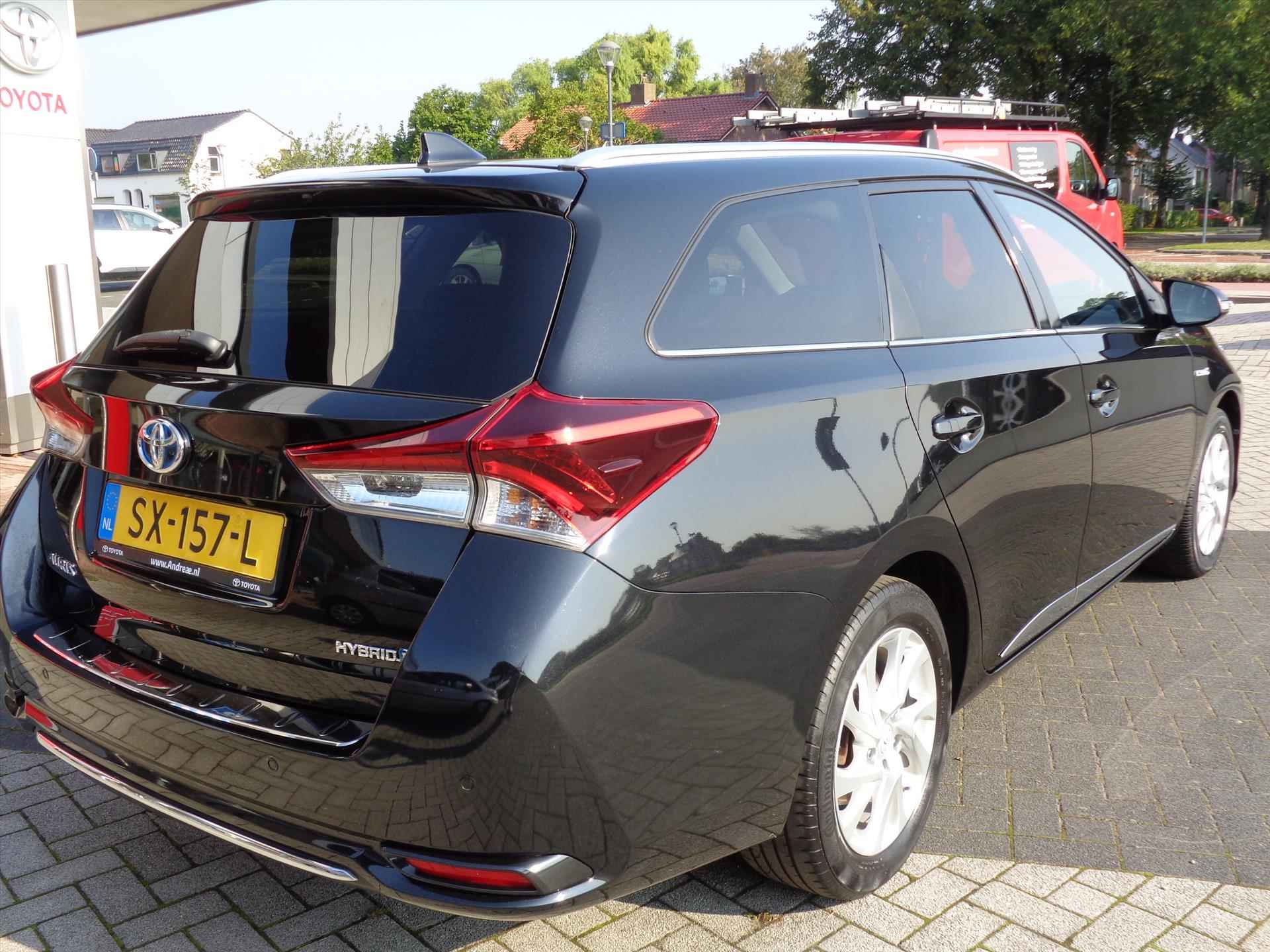 TOYOTA Auris Touring Sports 1.8 Hybrid CVT | TREKHAAK | NAVI | CRUISE CONTROLE - 7/23