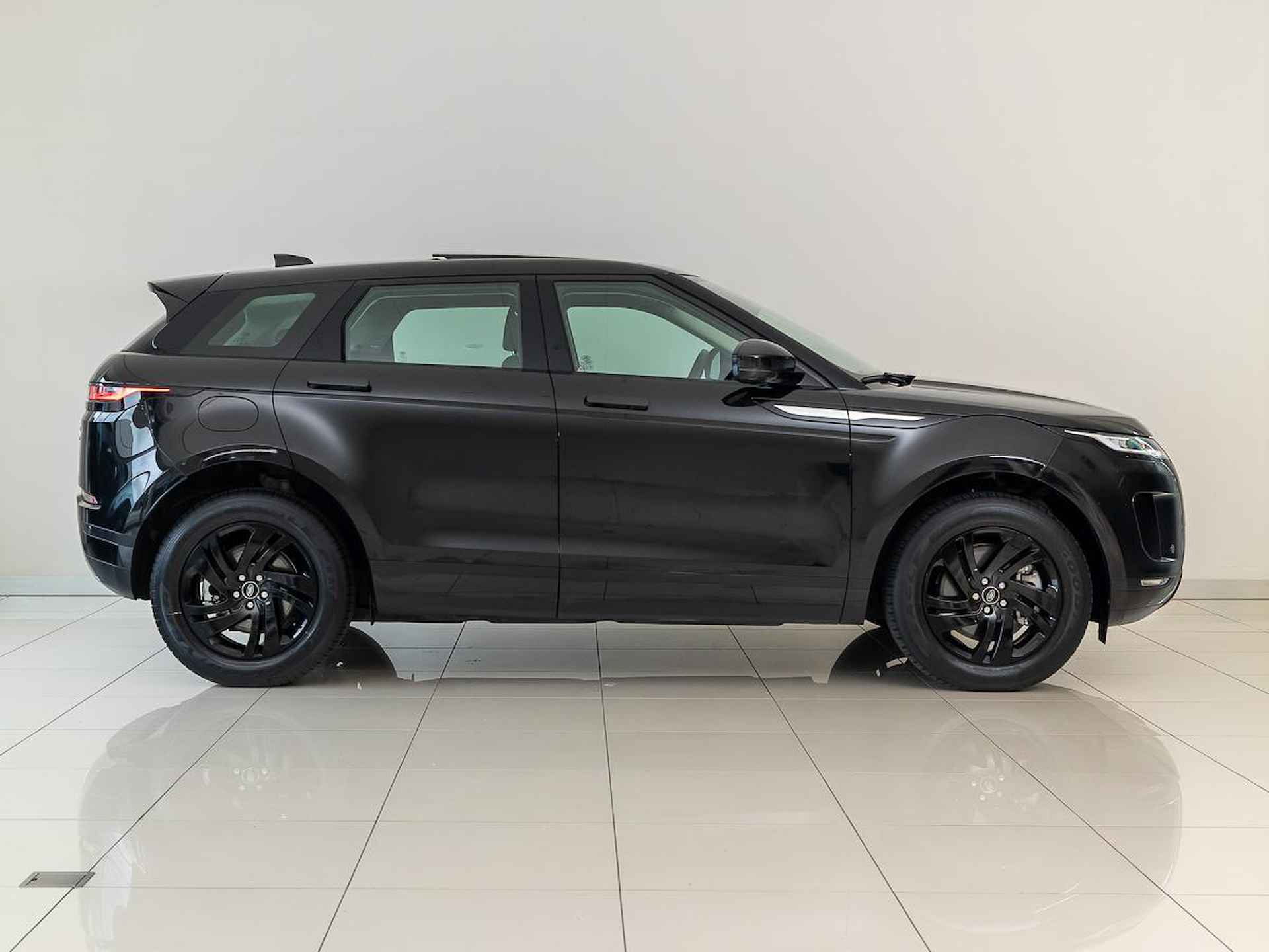 Land Rover Range Rover Evoque 1.5 P300e AWD S Pano | Meridian | BTW | 24 maanden Approved - 6/26