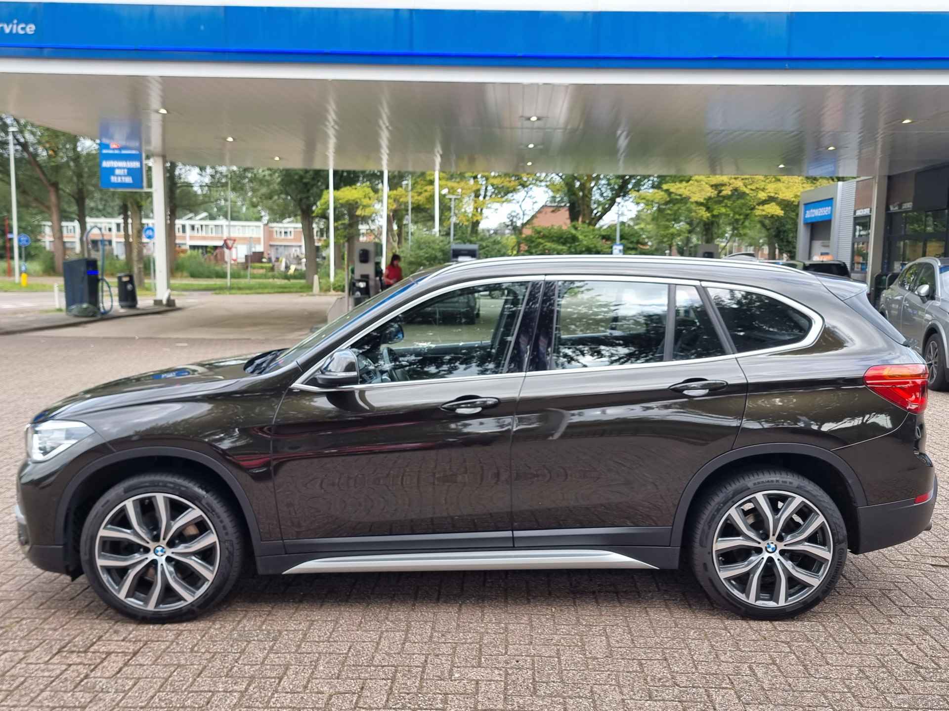 BMW X1 sDrive20i High Executive 192 PK | X-line | Panorama | Led | Climate contr. | Leder | NL-auto 12 mnd BOVAG garantie Whatsapp 06-53188999 - 2/48