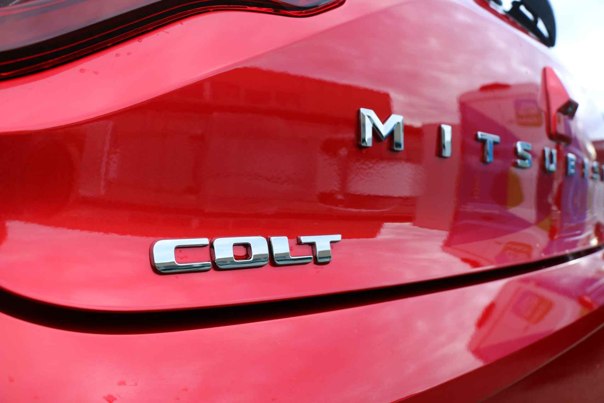 Mitsubishi Colt 1.0T MT Instyle € 1.500 Upgrade voordeel |DIRECT LEVERBAAR ! | Meest Luxe uitvoering - 10/24