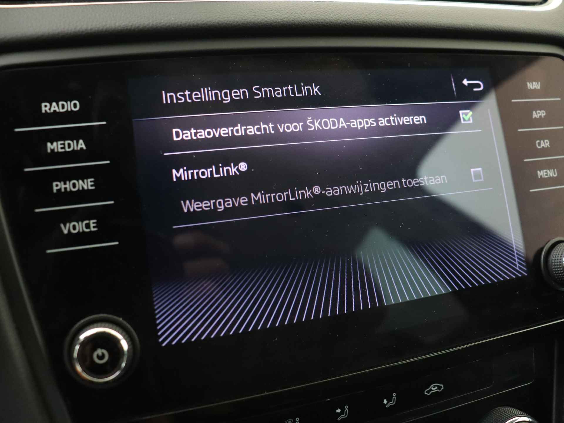 Škoda Octavia Combi 1.0 TSI Greentech Ambition Business | Climate Control | Navigatie | Lichtmetalen Velgen - 19/35