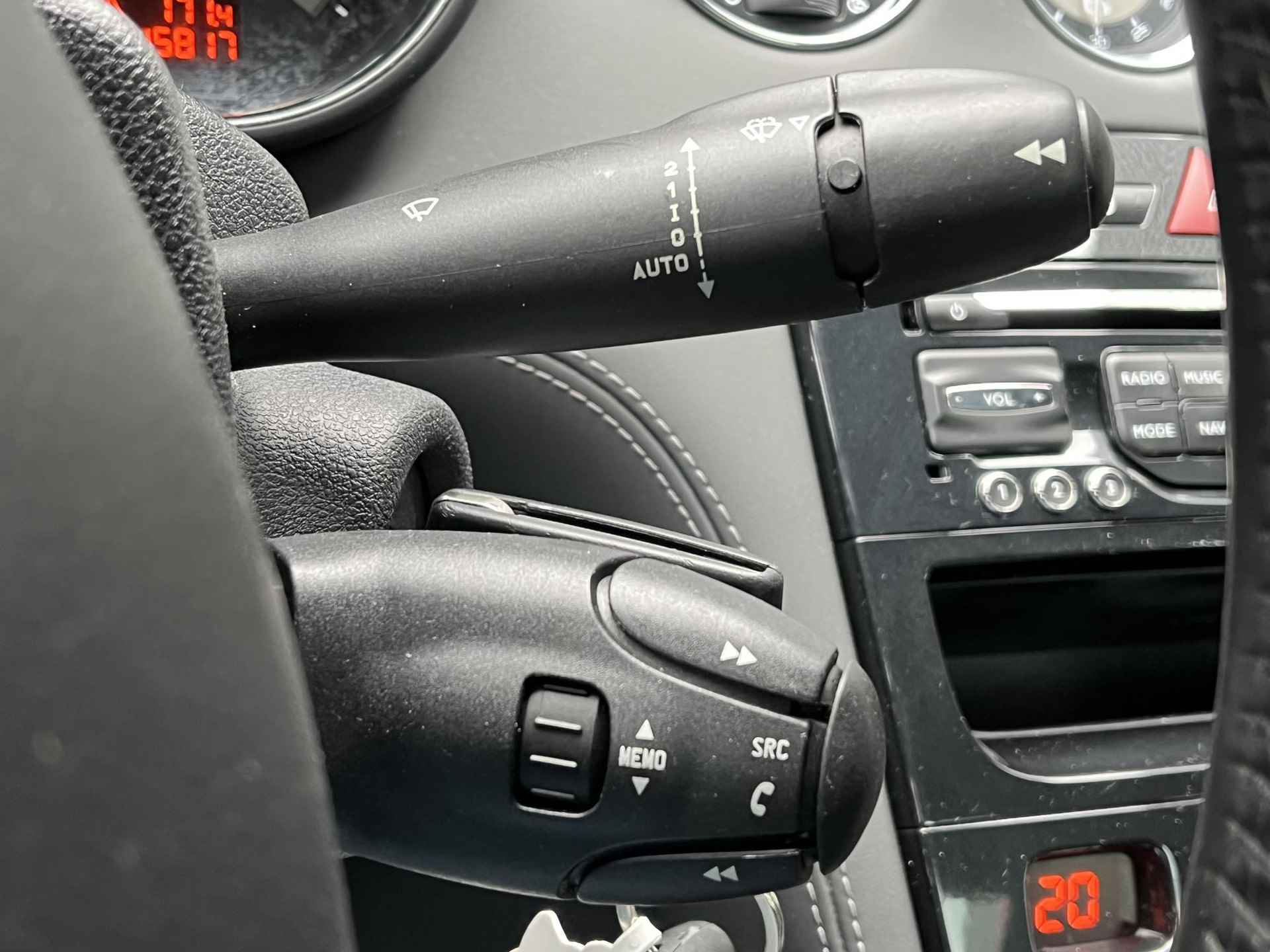 Peugeot RCZ 1.6 Turbo Cruise Control, Climate Control, Apple Carplay, Navigatie, Stoelverwarming, Parkeersensoren, 19" Lichtmetalen velgen, Bluetooth, Sportstoelen (MET GARANTIE*) - 13/24