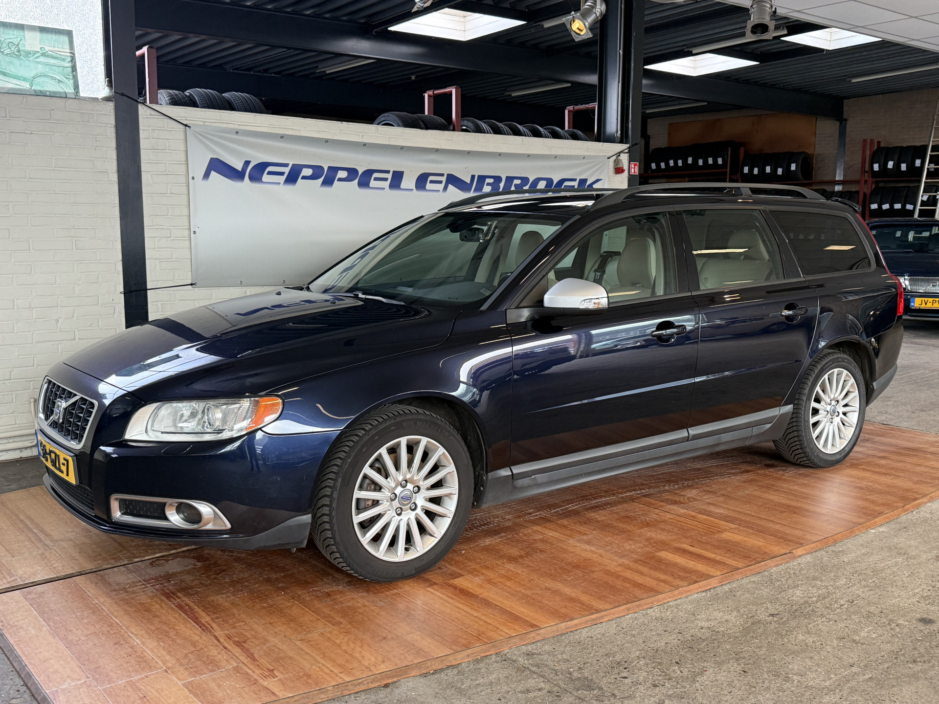 Volvo V70 2.5T Momentum