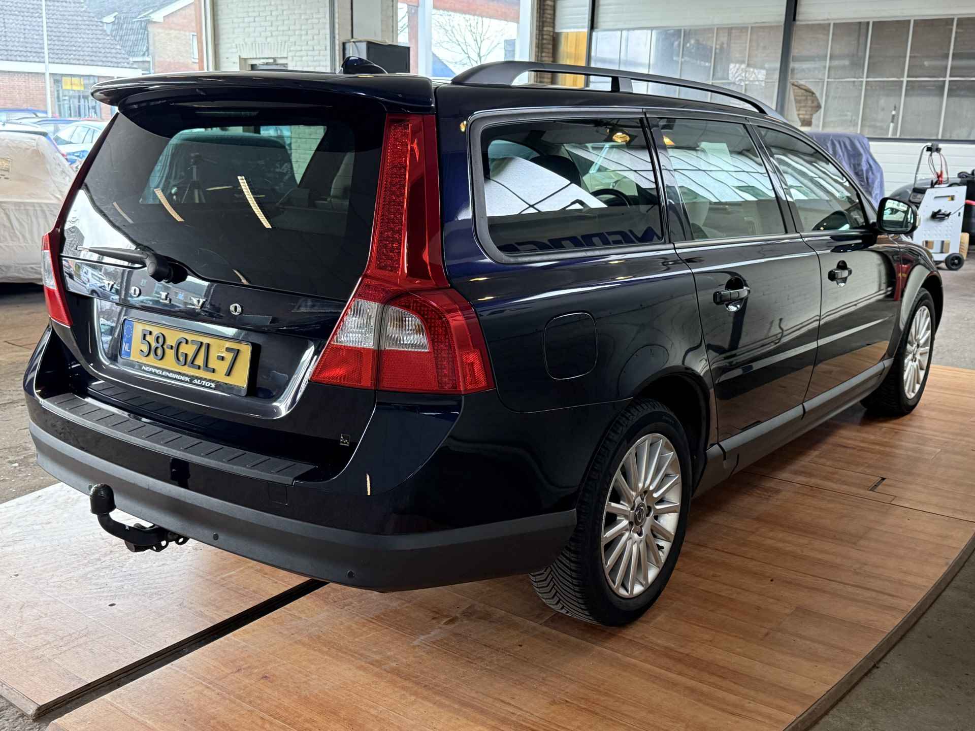 Volvo V70 2.5T Momentum - 13/21