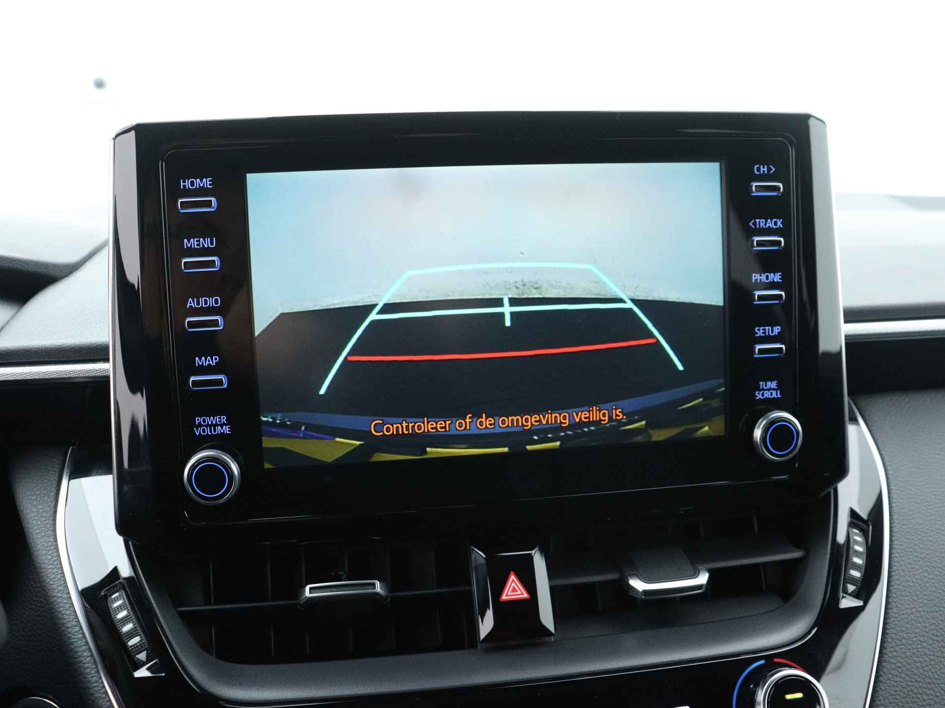 Toyota Corolla 2.0 Hybrid Style Bi-tone Limited | Navigatie | Stoelverwarming | - 11/44