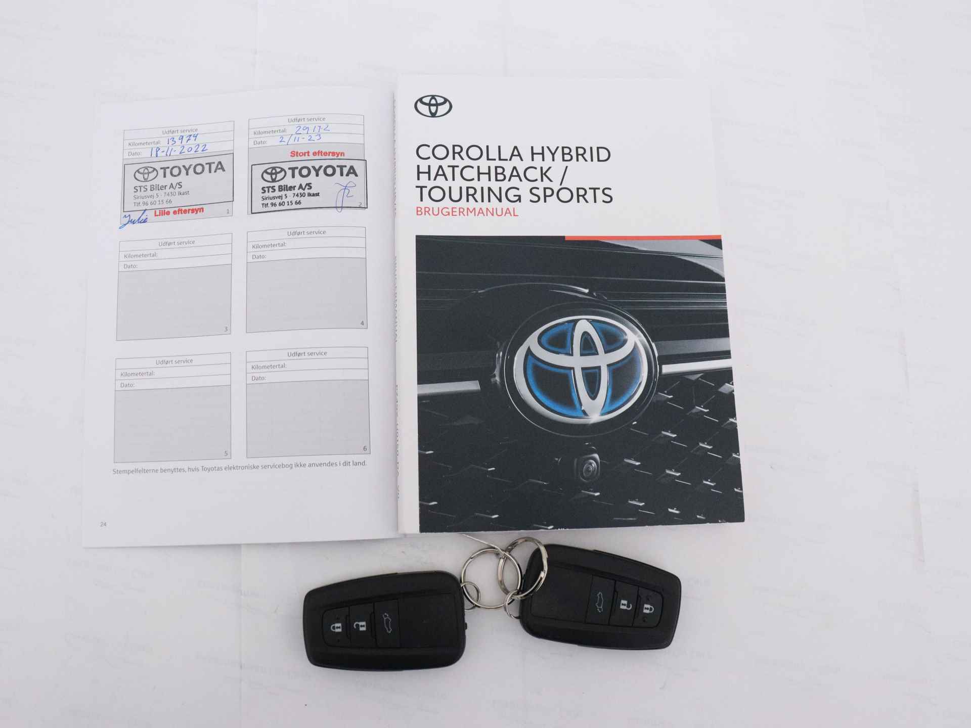 Toyota Corolla 2.0 Hybrid Style Bi-tone Limited | Navigatie | Stoelverwarming | - 14/44