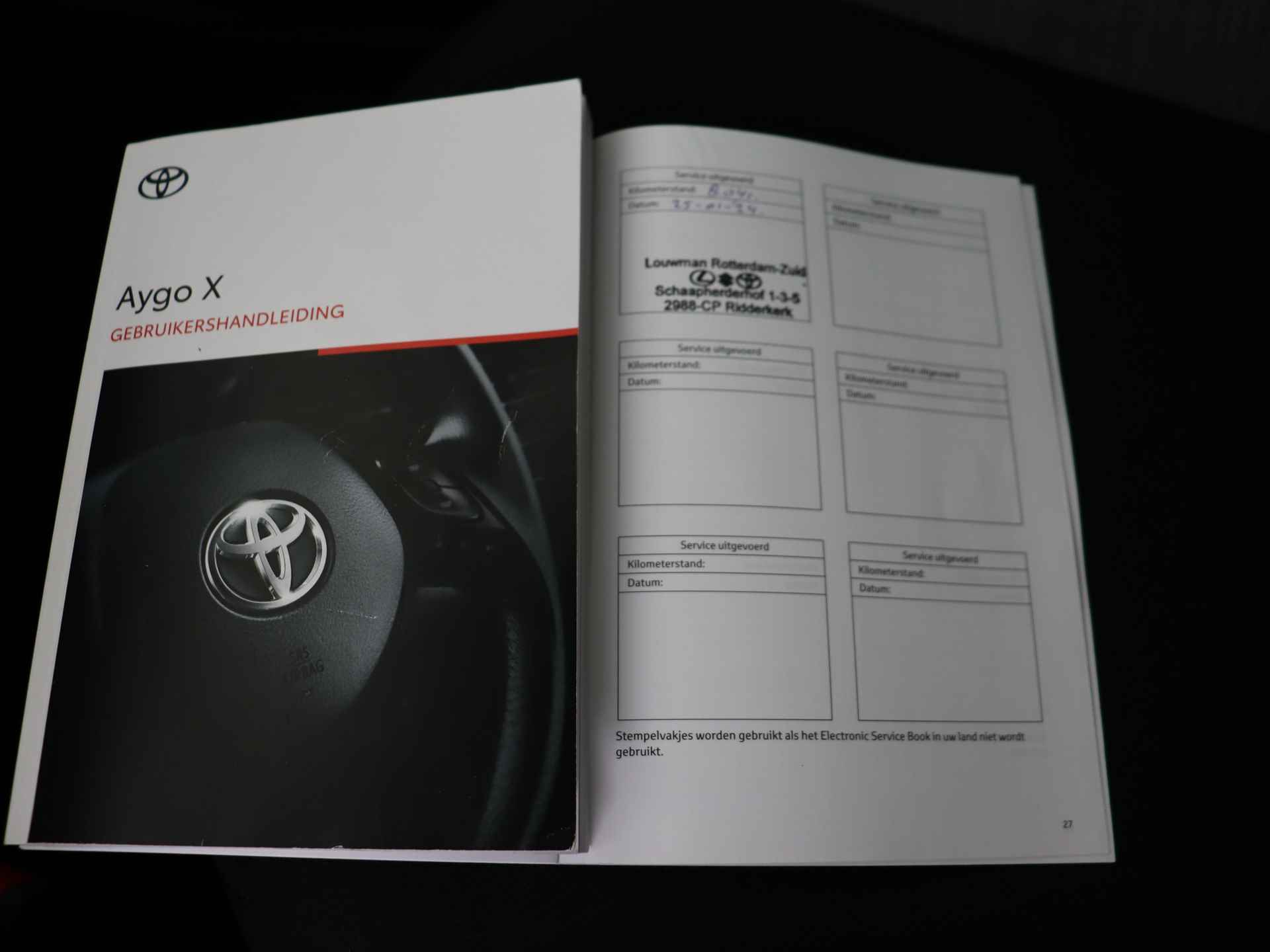 Toyota Aygo X 1.0 VVT-i MT first edition I Apple Carplay/Android Auto I Climate Control I Cruise Control Adaptief I Camera I LM Velgen I 1e Eigenaar I LOUWMAN Onderhouden I - 12/41