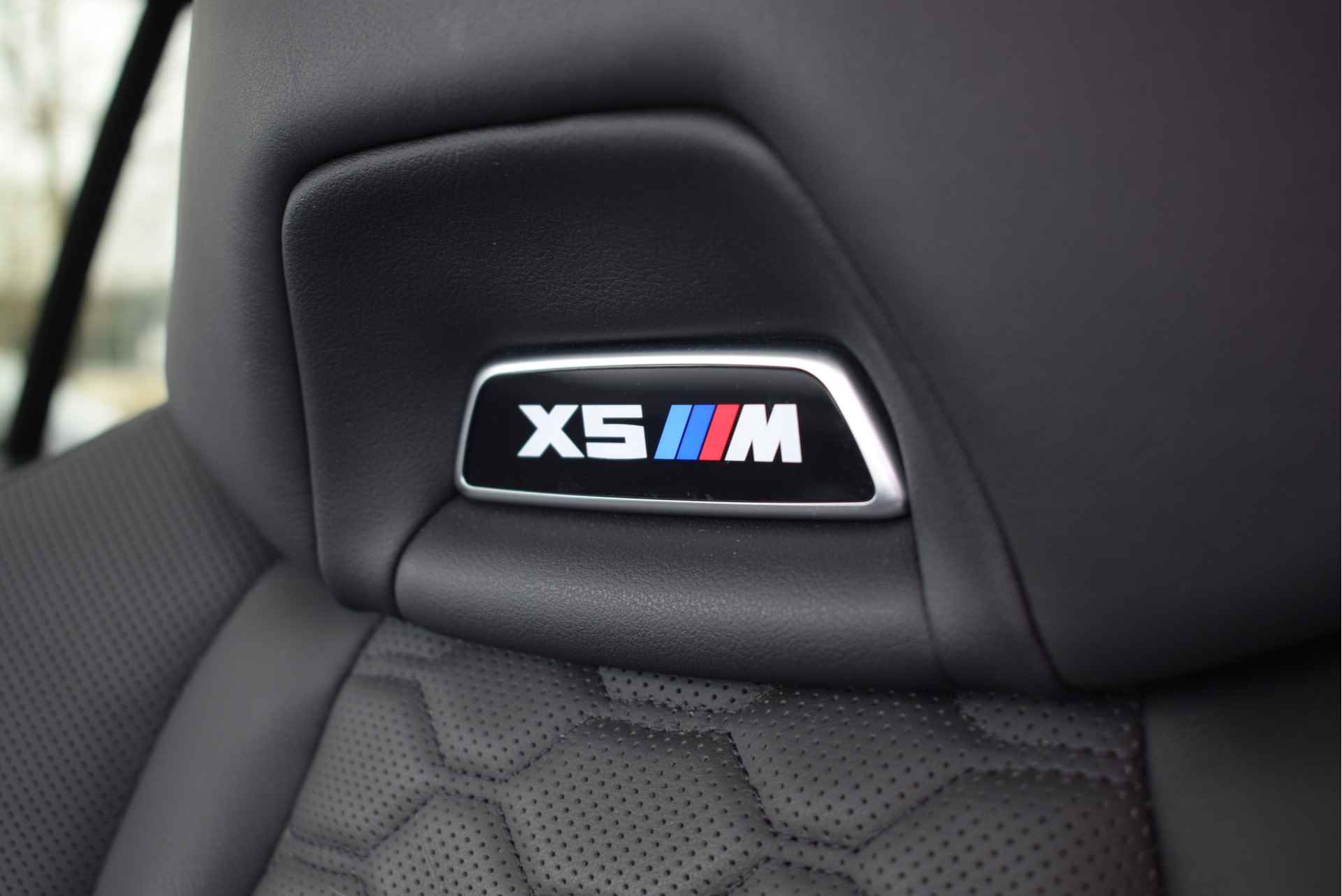 BMW X5 M Competition Automaat / Panoramadak / Trekhaak / Stoelventilatie / M Multifunctionele voorstoelen / Laserlight / Harman Kardon / Live Cockpit Professional - 22/39