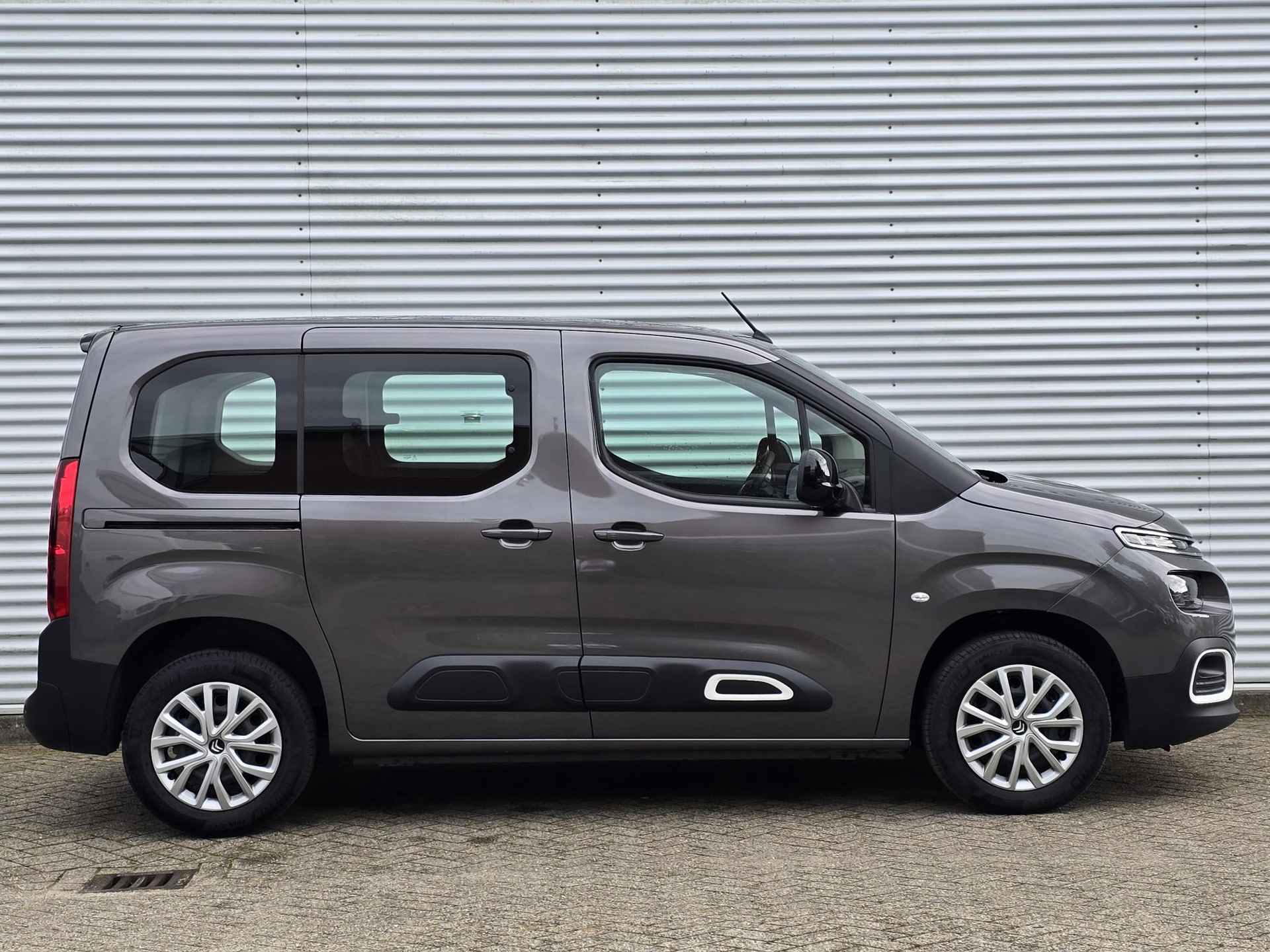 Citroën Berlingo MPV Feel Pack 1.2 PureTech 110pk H6 | NAVI | CLIMA | CAMERA | KEYLESS ENTRY | STOELVERW. | DAB+ | - 5/69